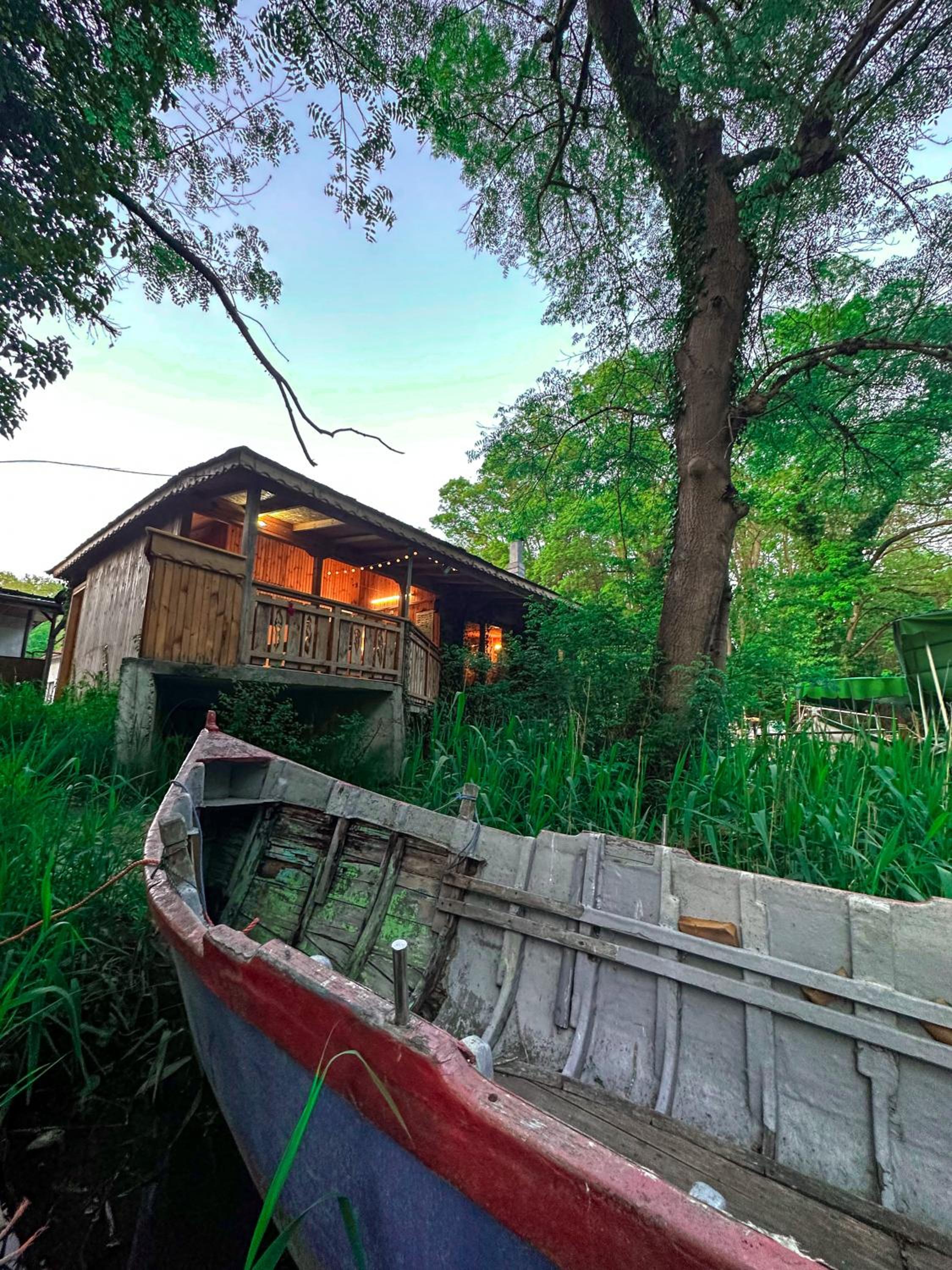 “River Romance” Villa