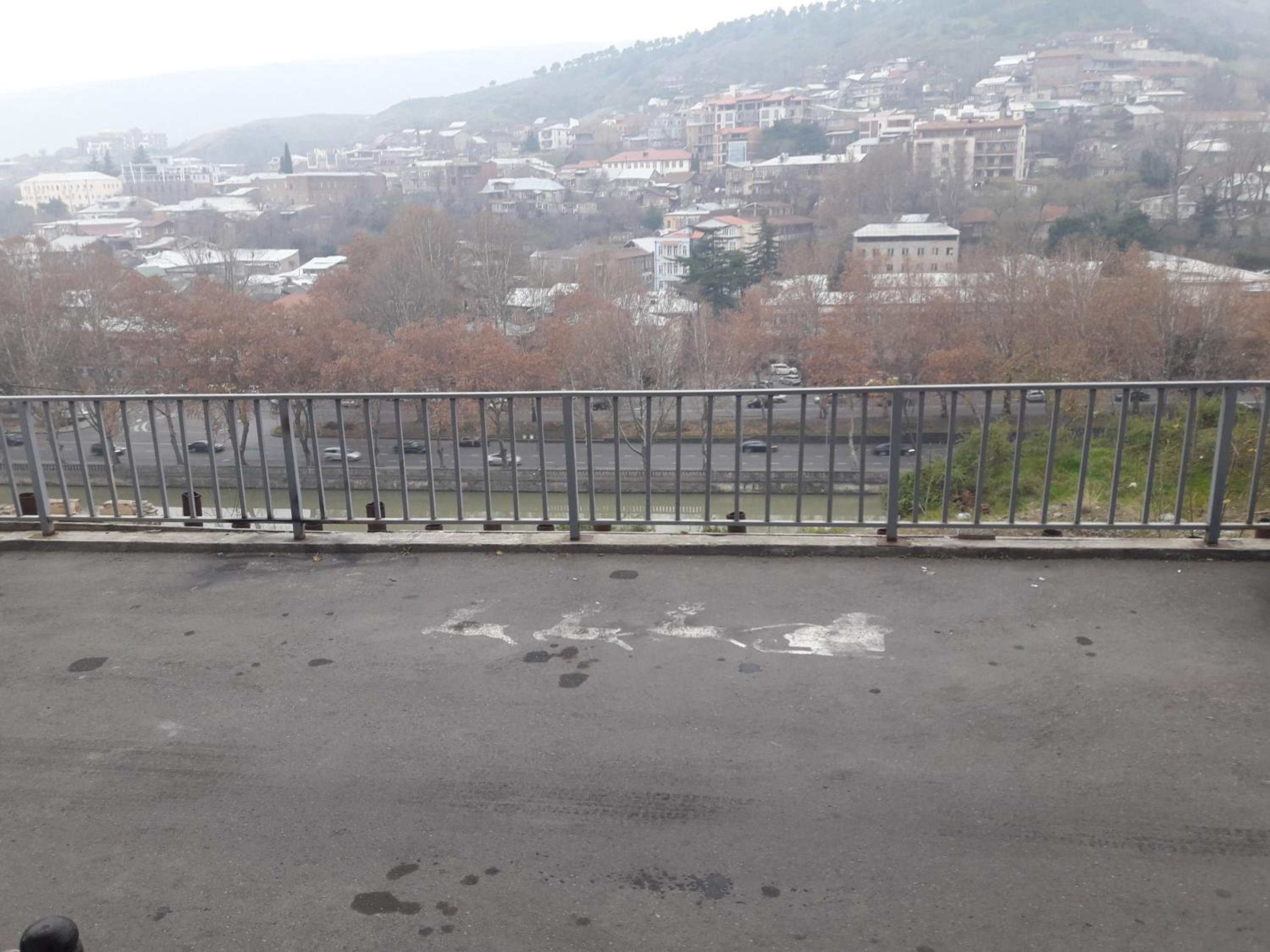 Rafayels Home Tbilisi Apartment for Daily Rent view 2