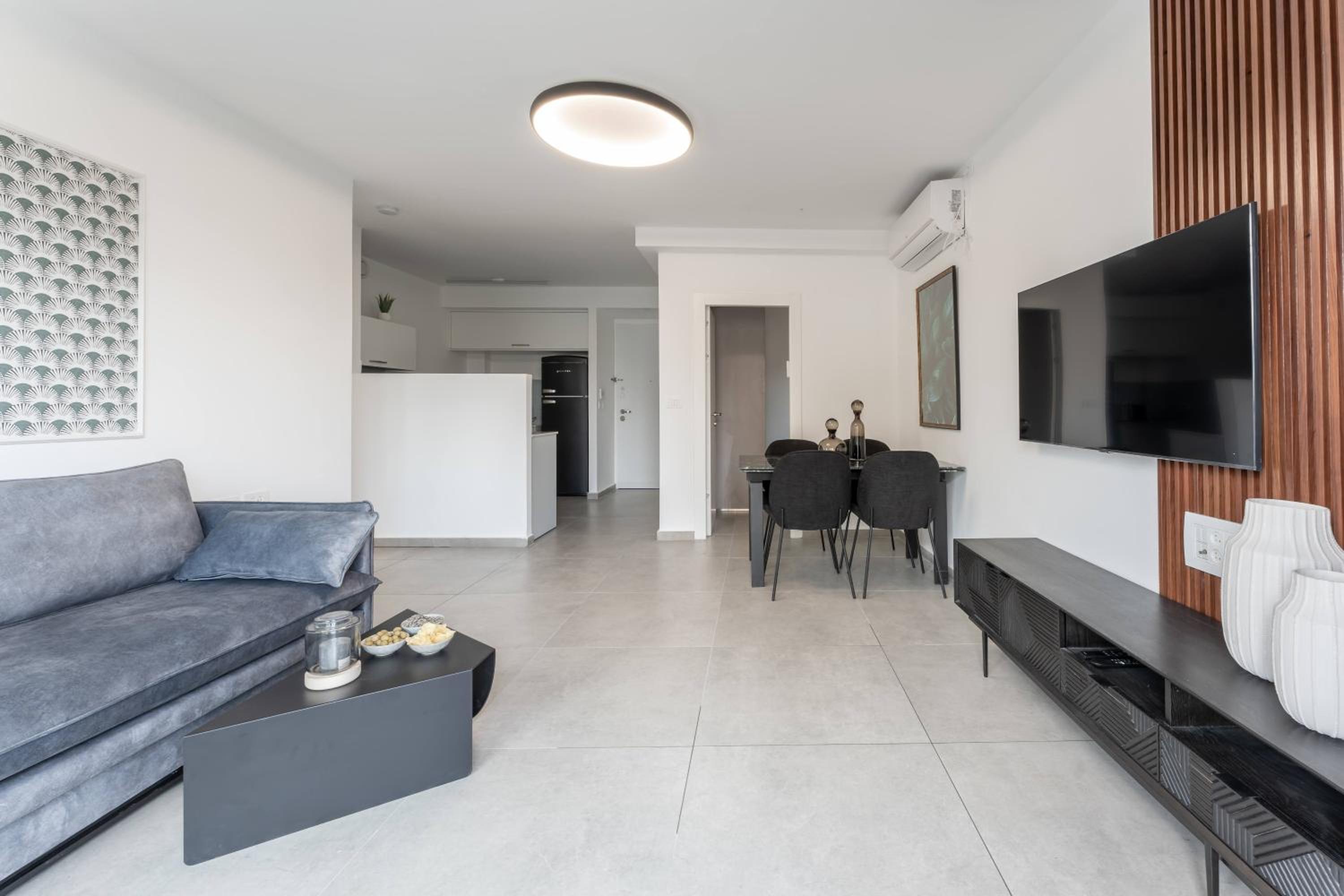 Holysuite Agripas