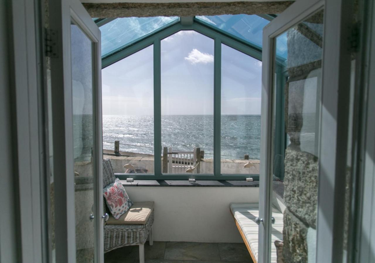 4 Bed in Porthleven oc-samcot
