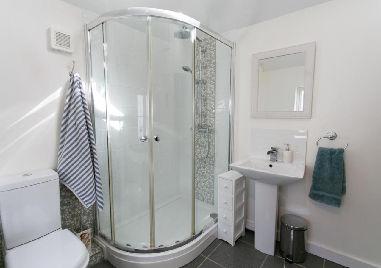 4 Bed in Porthleven oc-samcot