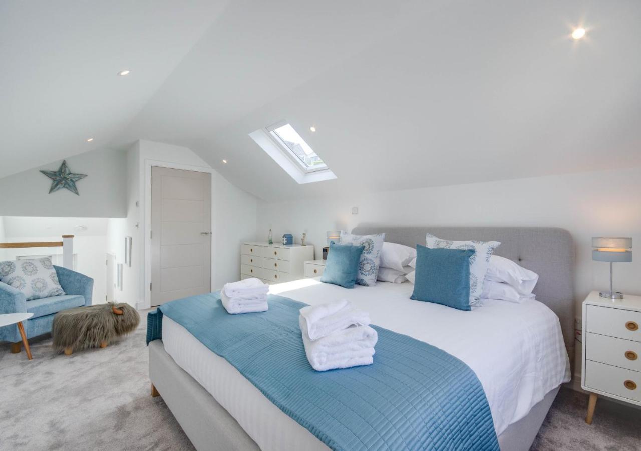 1 Bed in Porthleven oc-portb