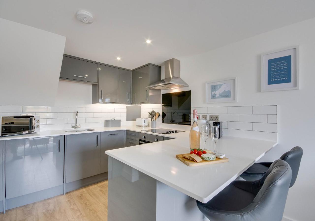 1 Bed in Porthleven oc-portb