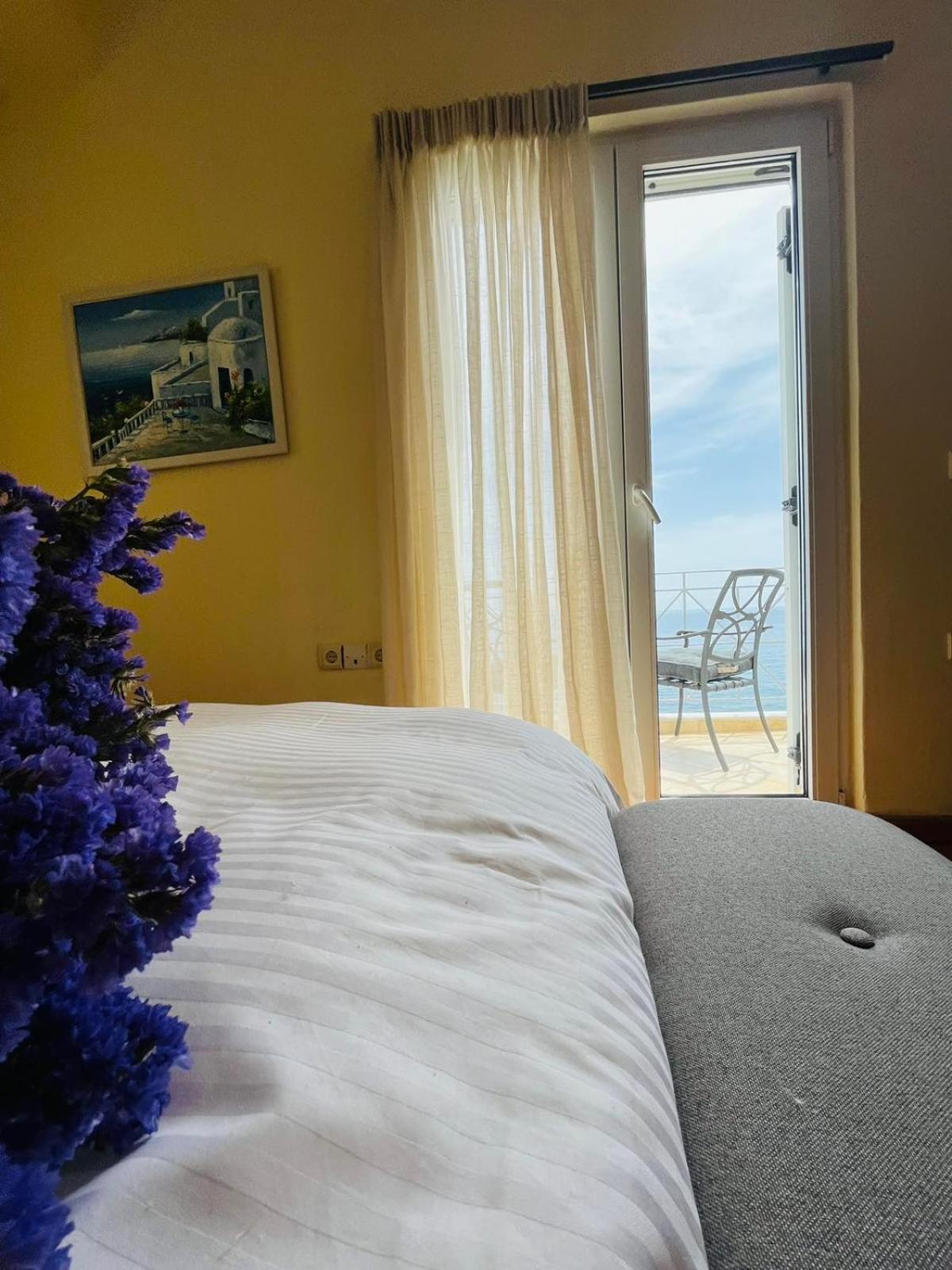 Ammoudeli Apartments