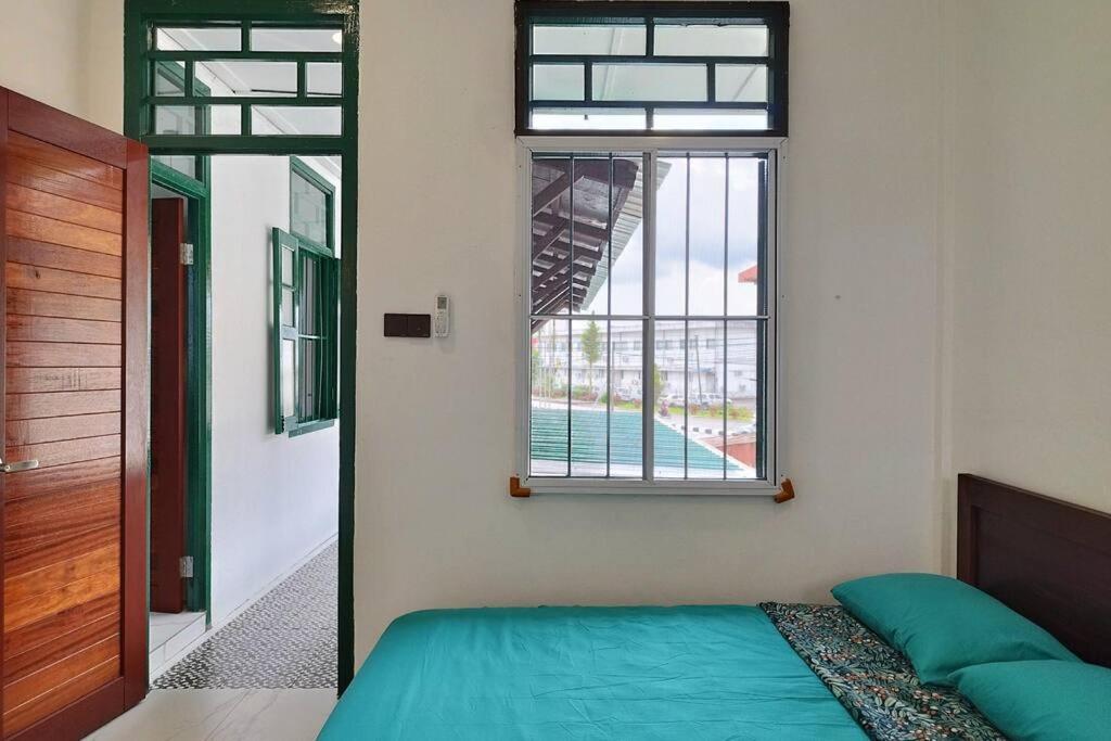 Nanyang Homestay 10 pax Free Wifi & Washer-1st Floor photo 7