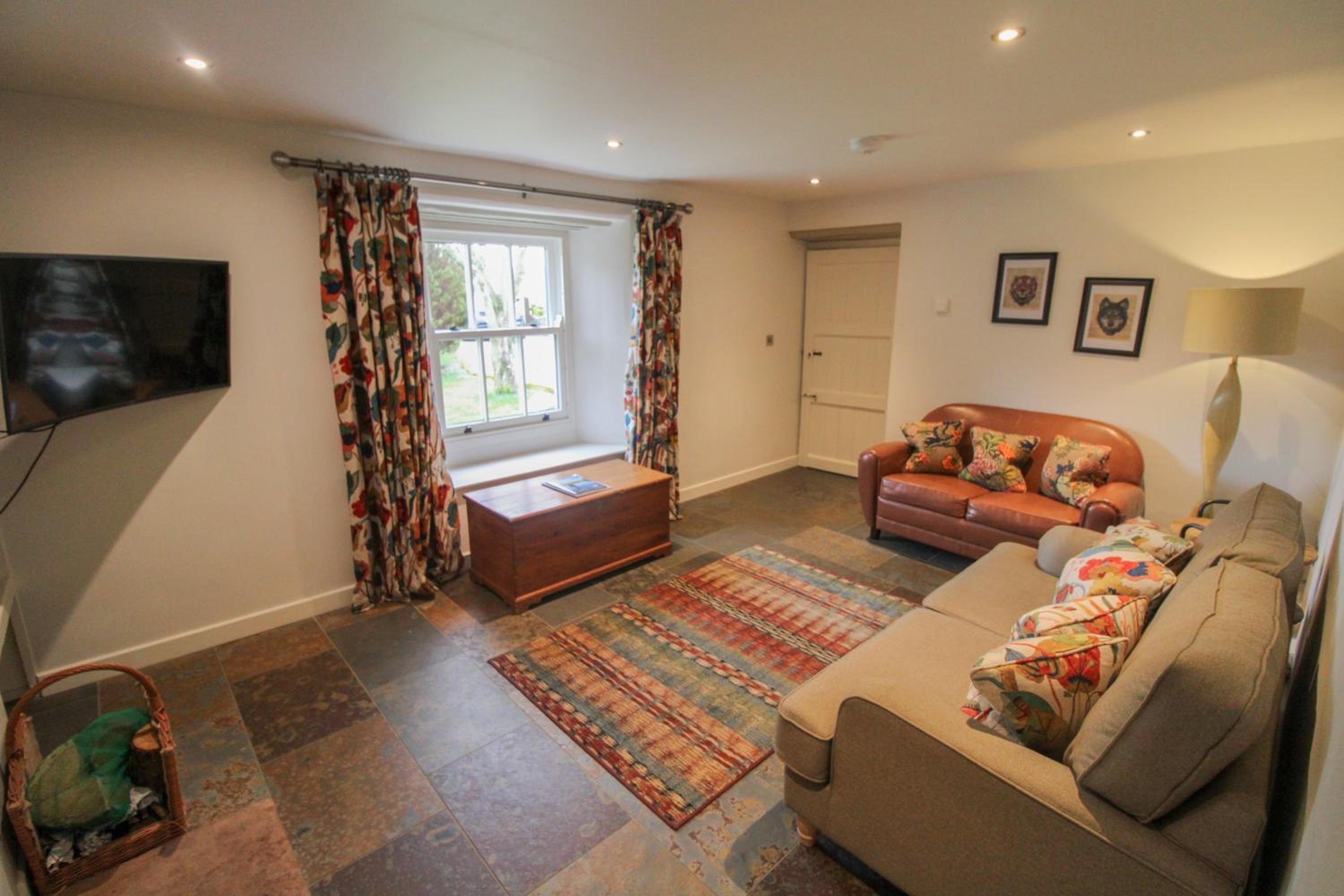 Red Squirrel Cottage, Hutton luxurious cottage in a rural setting 10 minutes to Ullswater 15 minutes to Keswick view 3