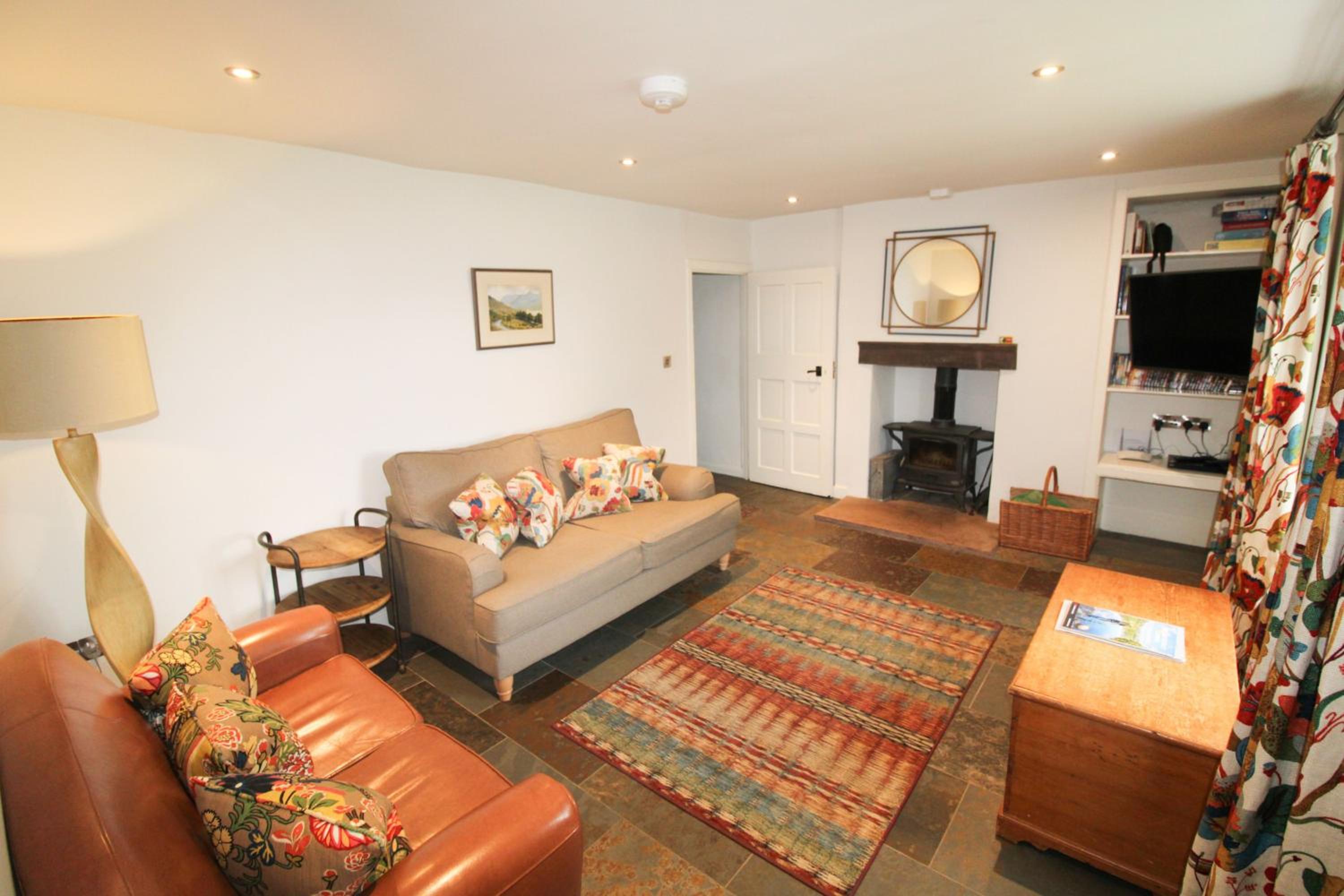 Red Squirrel Cottage, Hutton luxurious cottage in a rural setting 10 minutes to Ullswater 15 minutes to Keswick view 2
