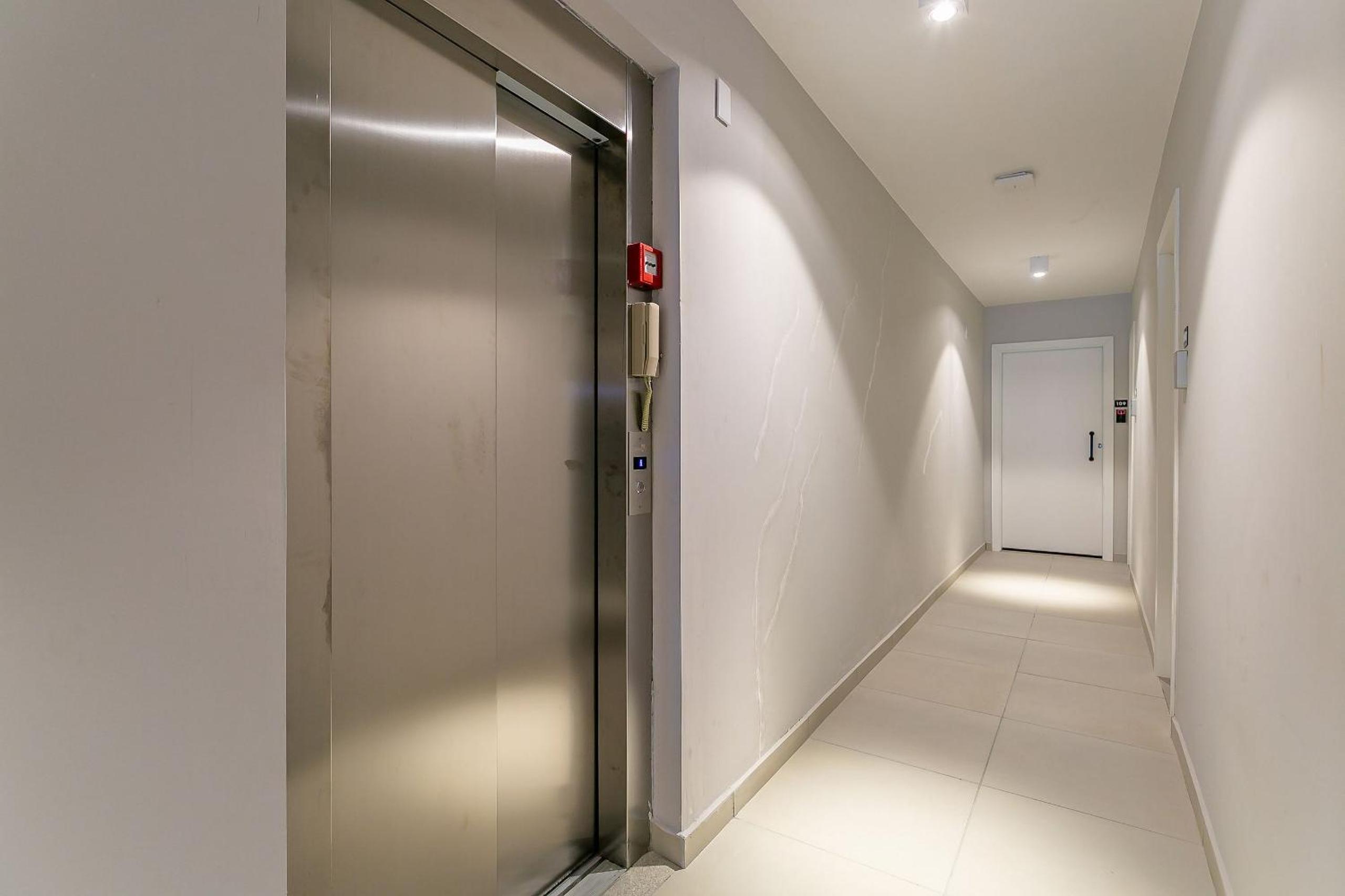 Studios novos próximos ao shopping Beira-mar #HKS