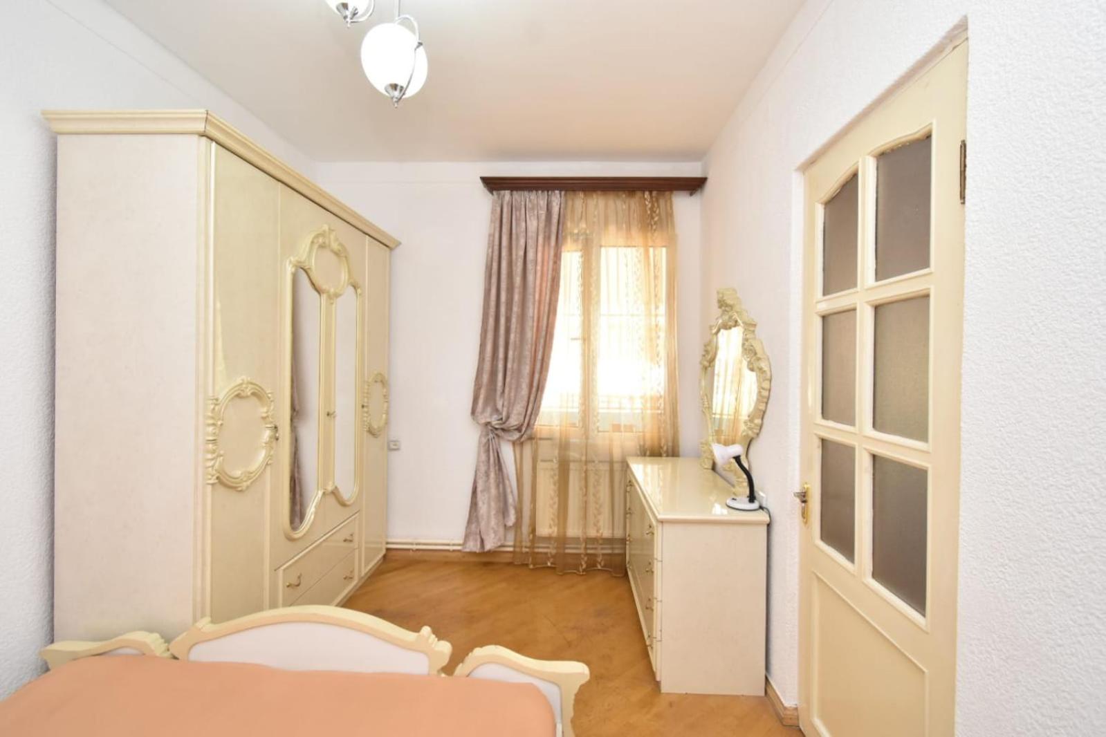 Guesthouses Opera