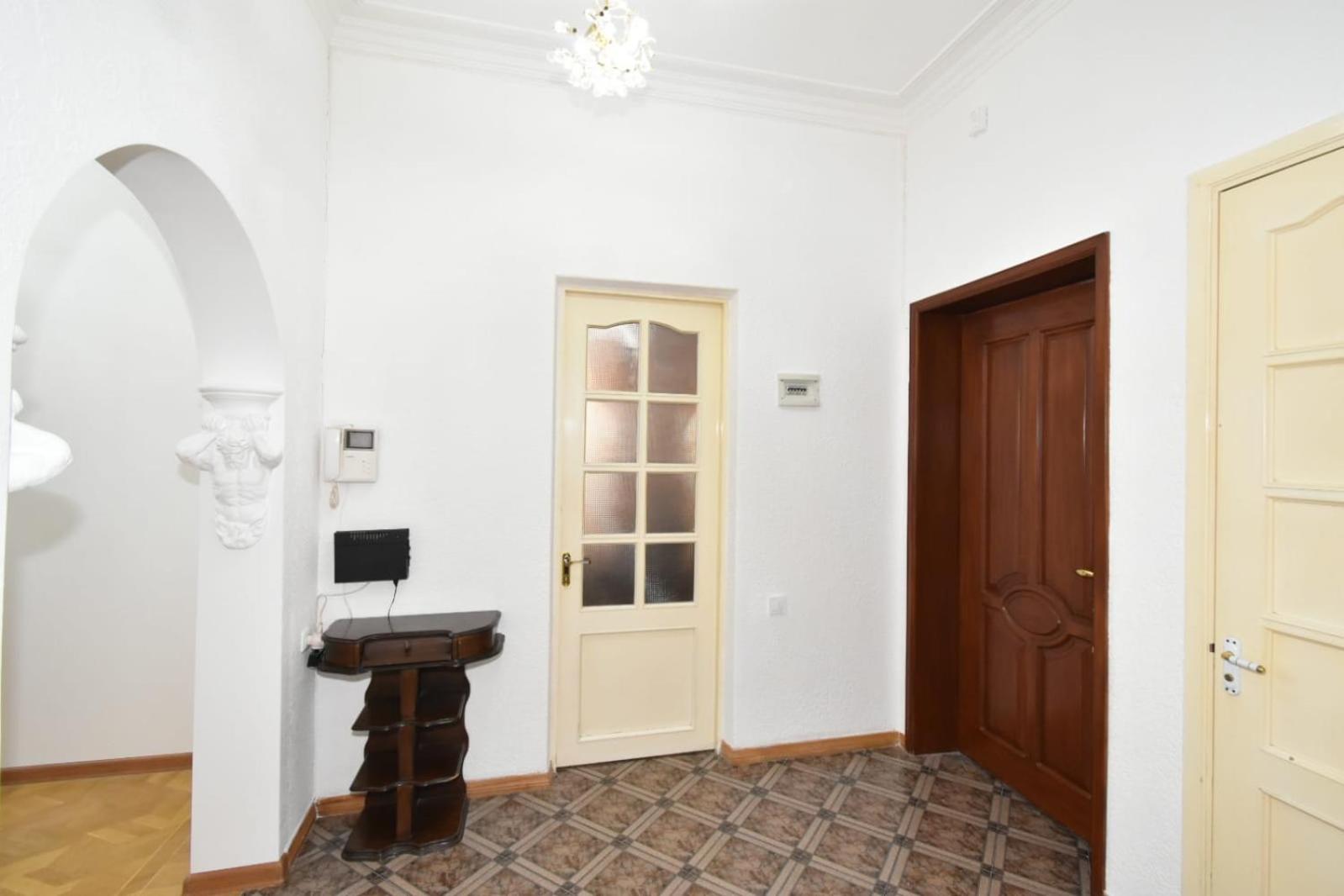 Guesthouses Opera