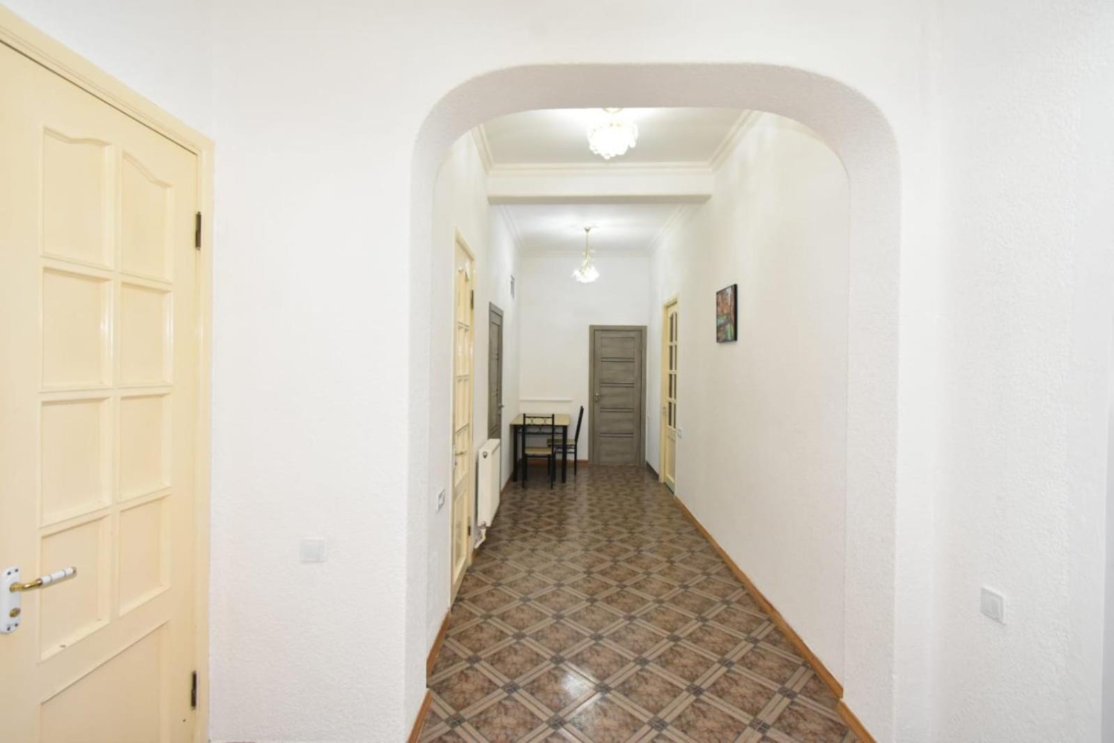 Guesthouses Opera