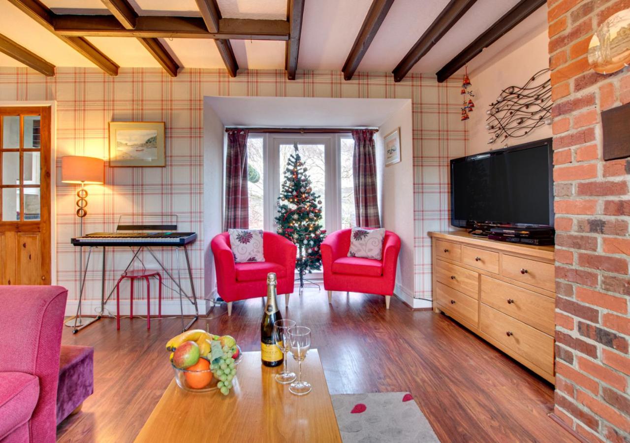 4 Bed in Sleights oc-wa308
