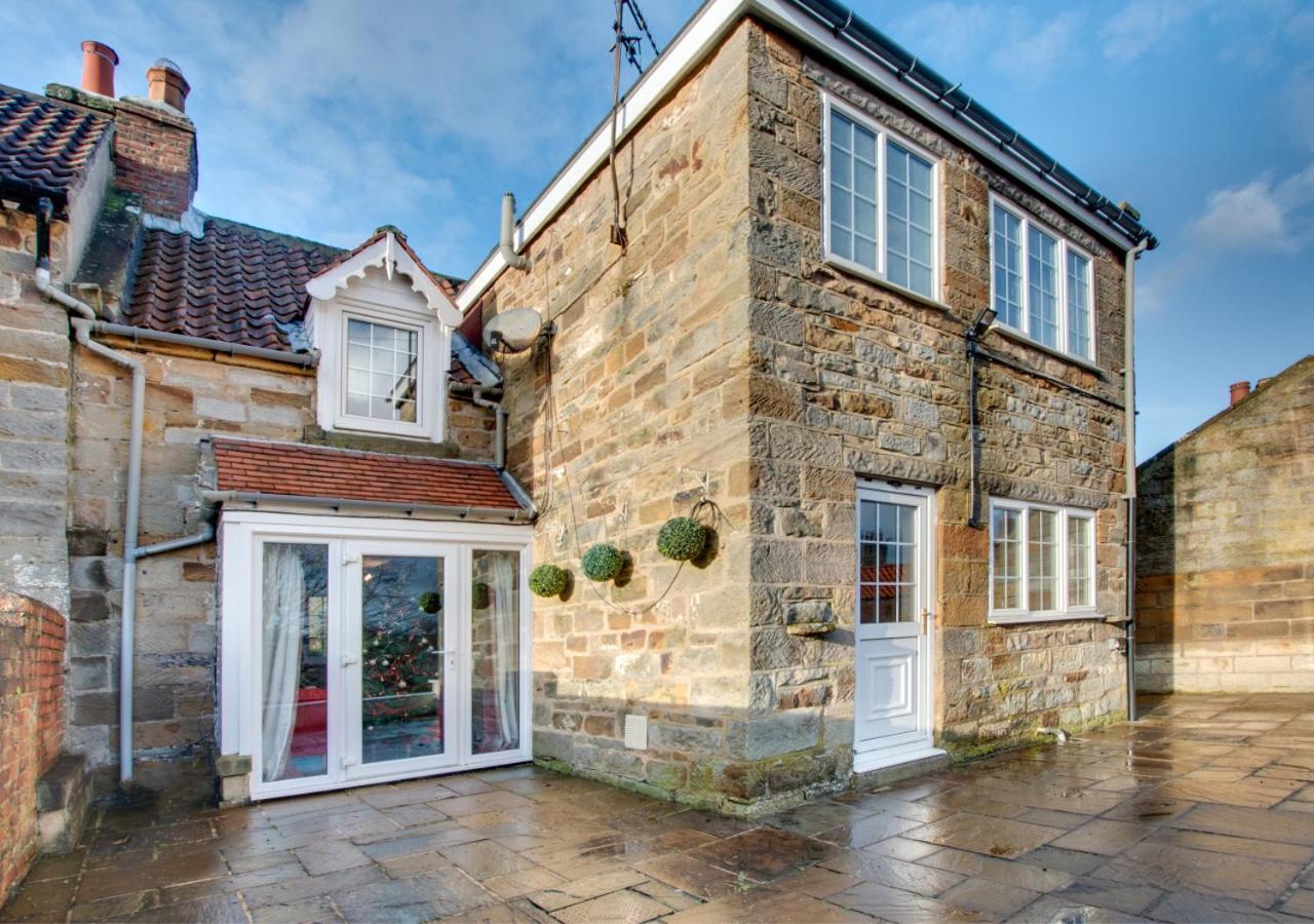 4 Bed in Sleights oc-wa308