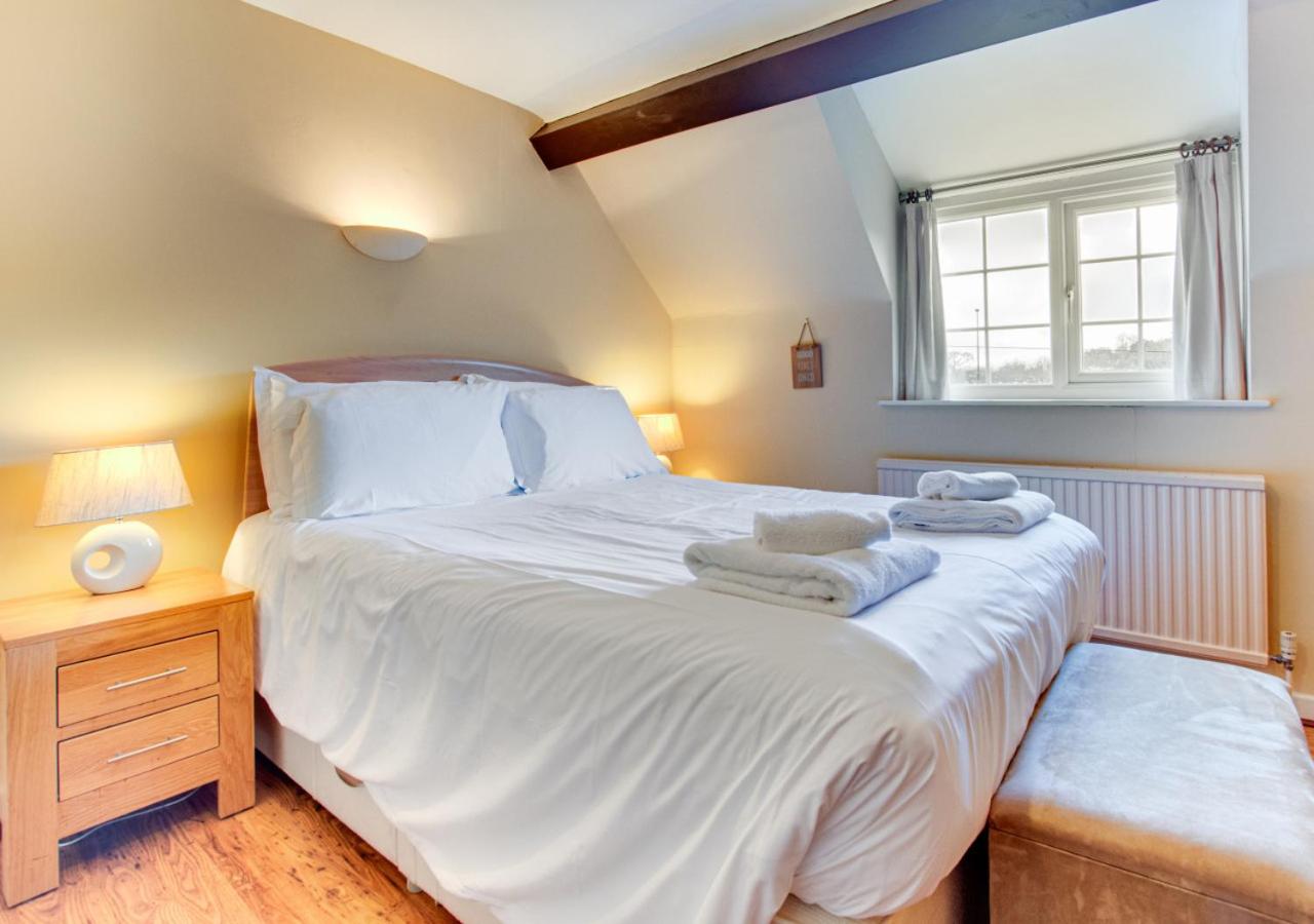 4 Bed in Sleights oc-wa308