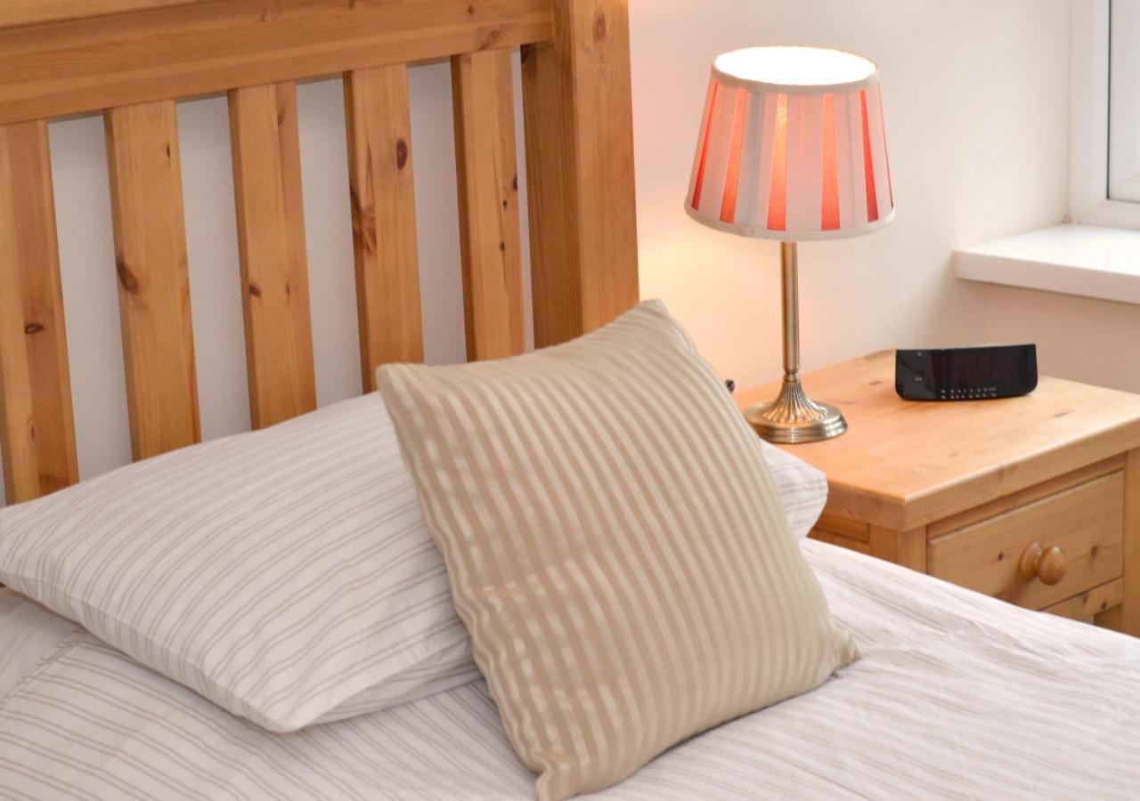 3 Bed in Whitby oc-w018