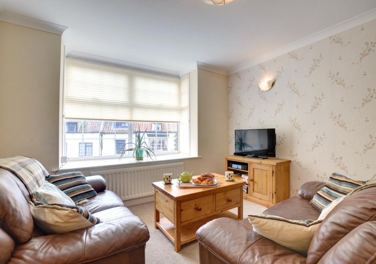 3 Bed in Whitby oc-w018