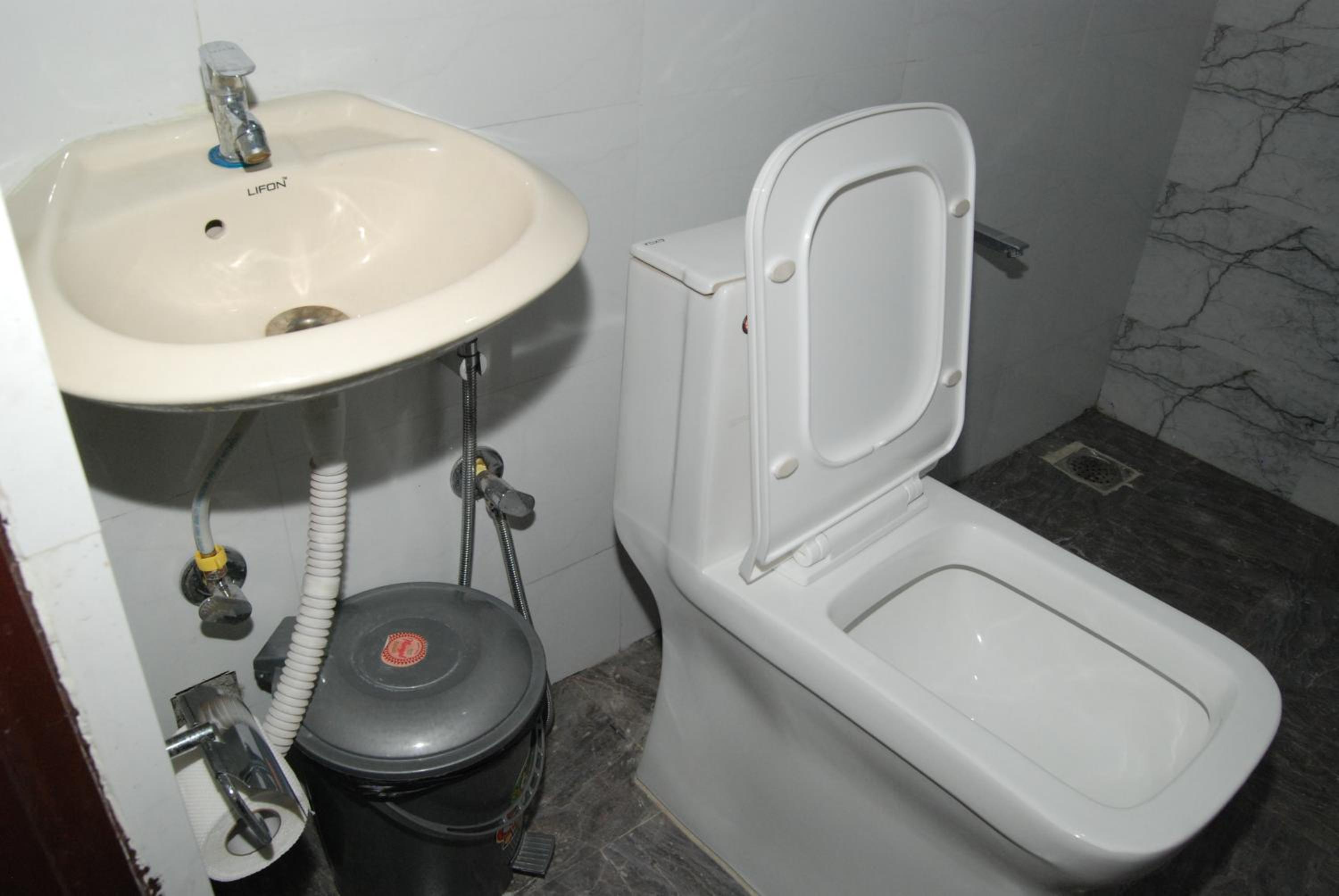 Photo 18