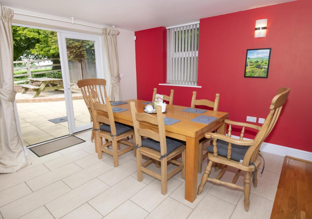 2 Bed in Sledmere oc-ey103 view 3