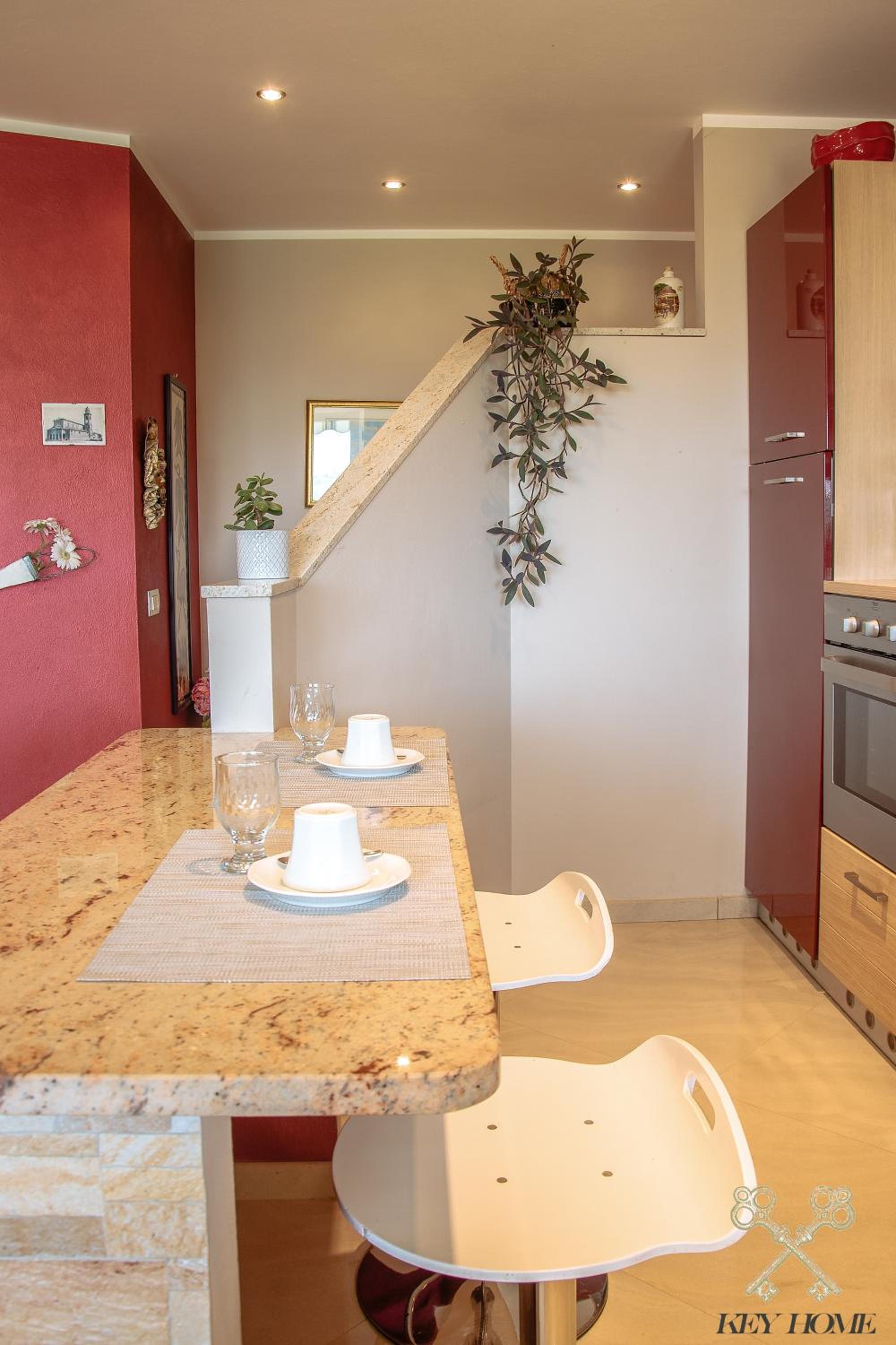 SUNNY HOUSE view 3