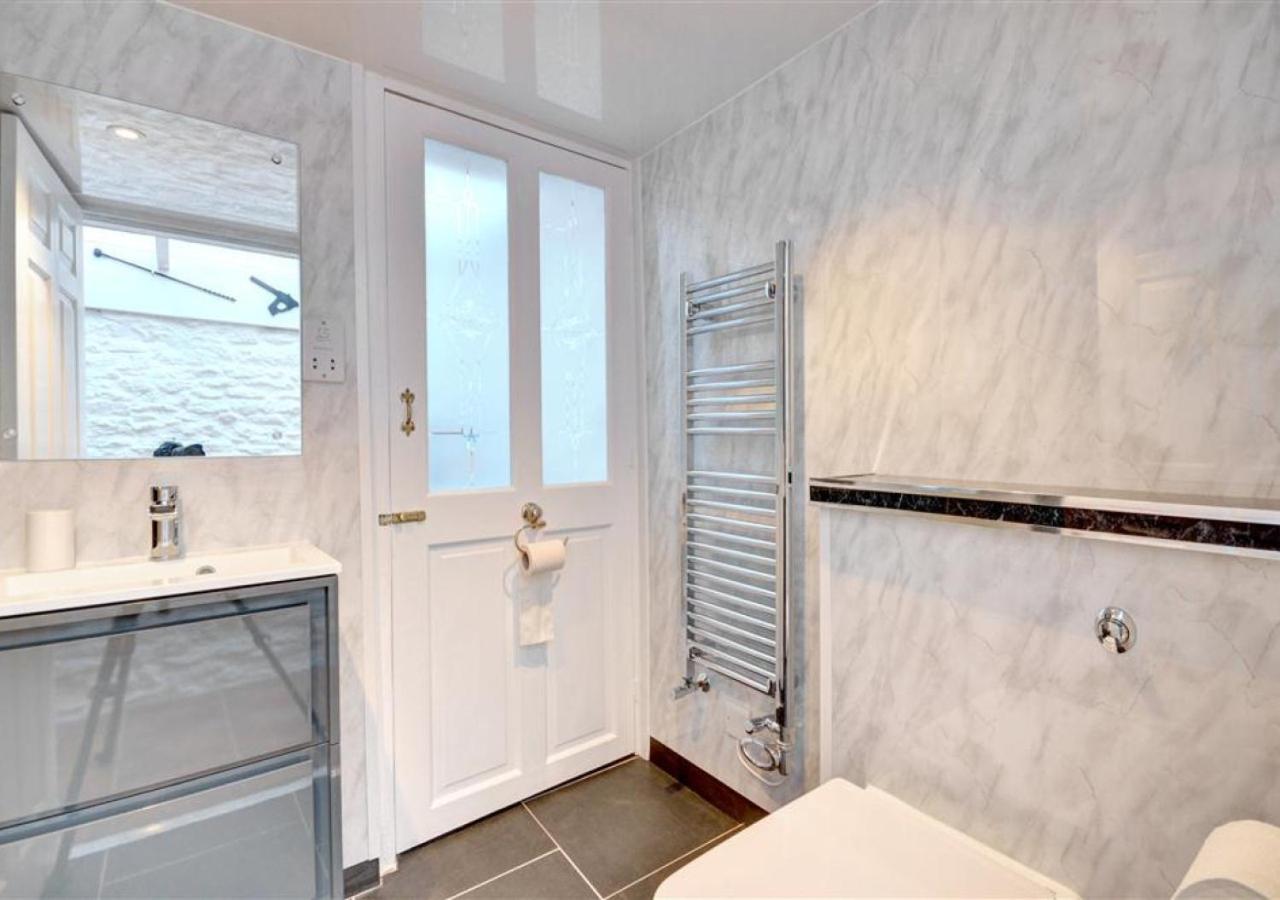 2 Bed in Scarborough oc-sa491