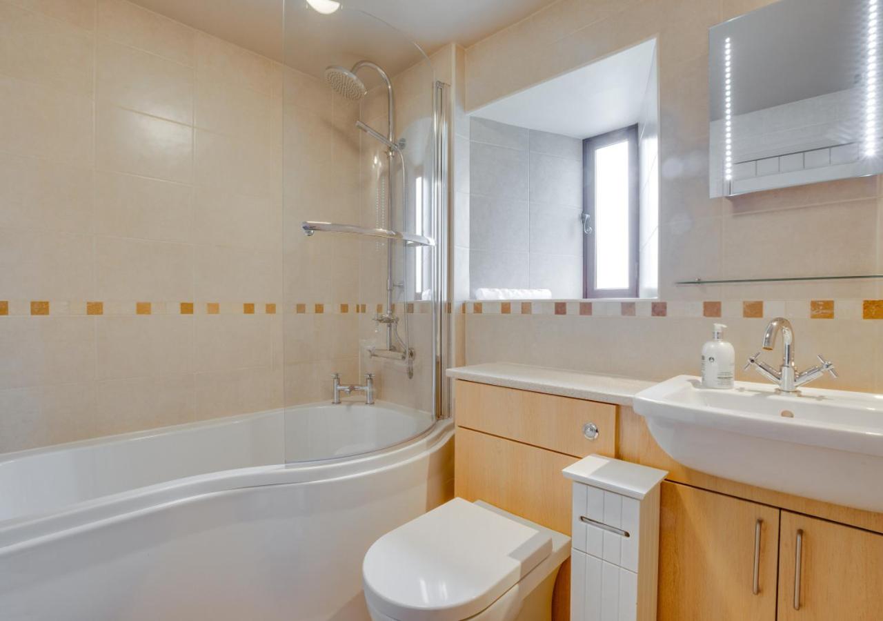 3 Bed in Carperby oc-ds1033