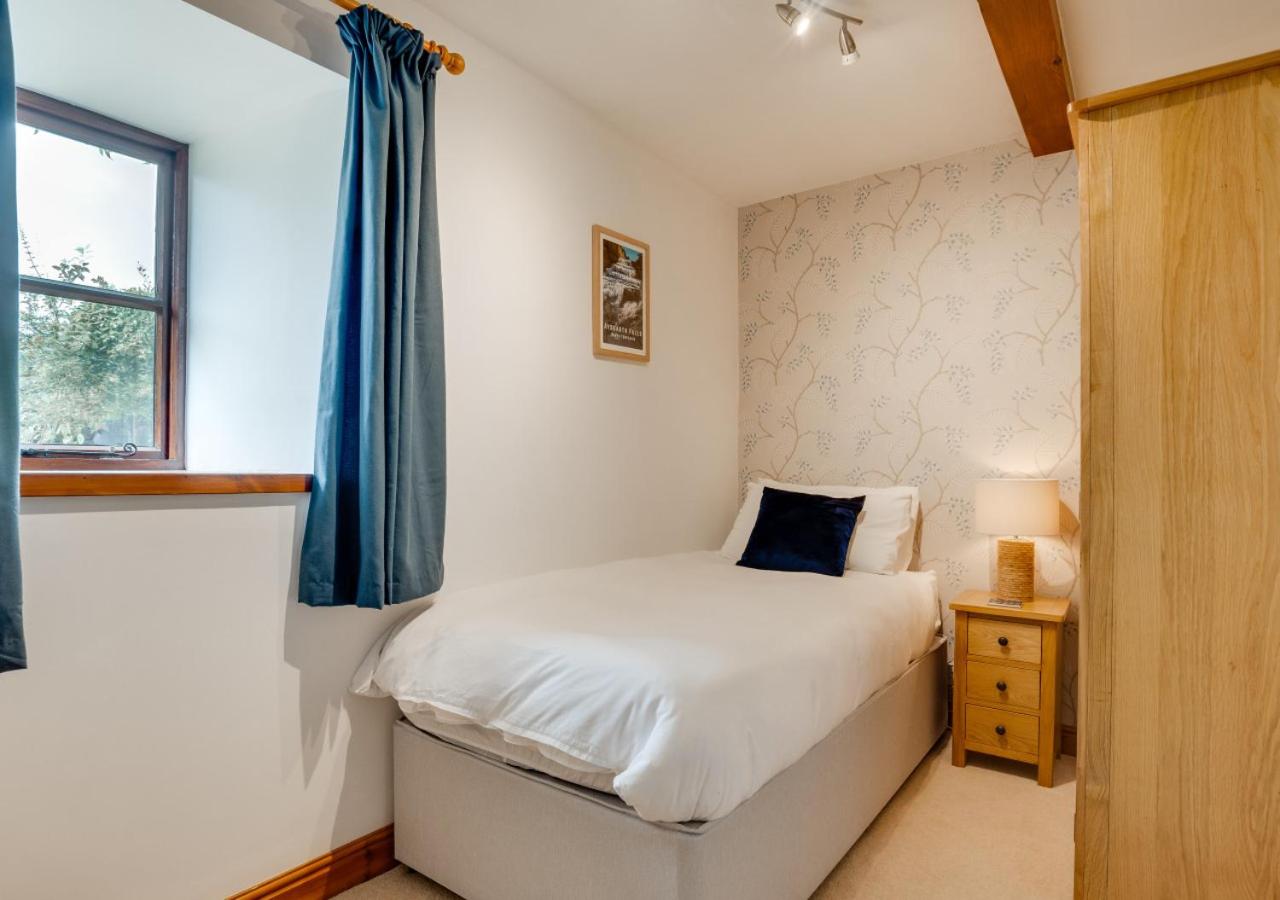 3 Bed in Carperby oc-ds1033