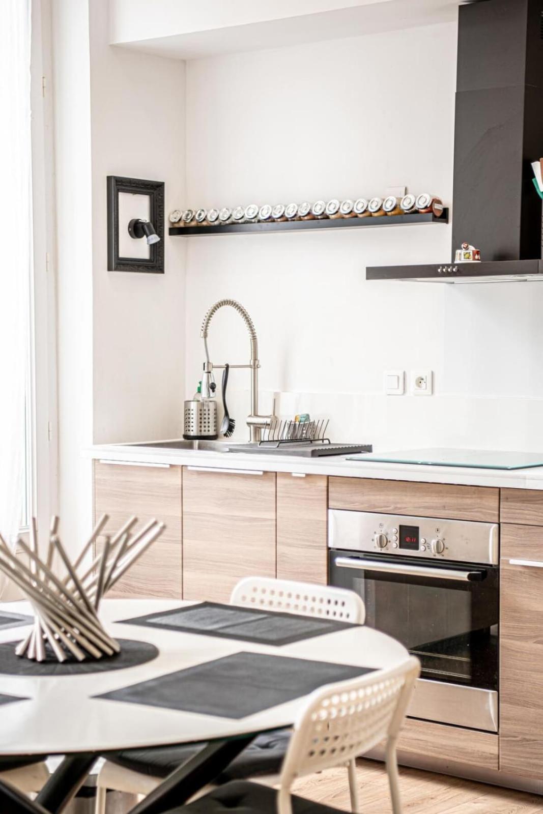 Grand 2 chambres avec balcon Parc Longchamp
