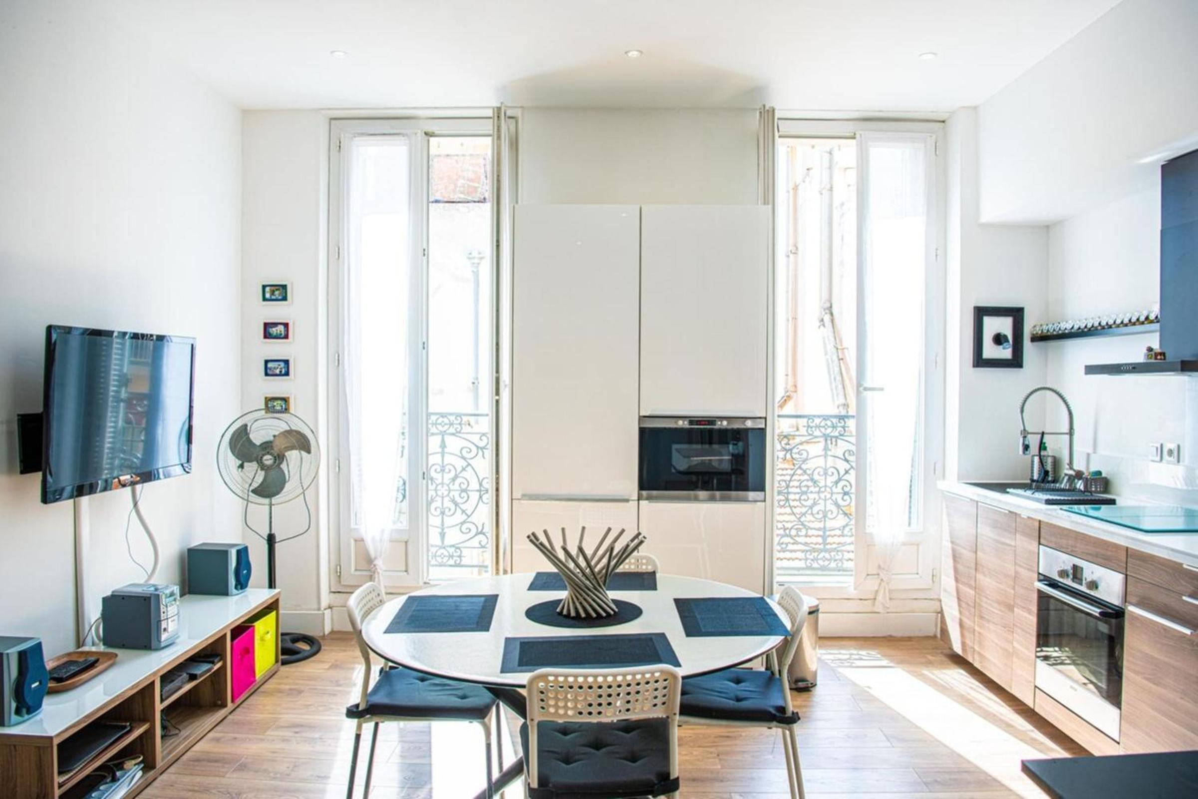 Grand 2 chambres avec balcon Parc Longchamp