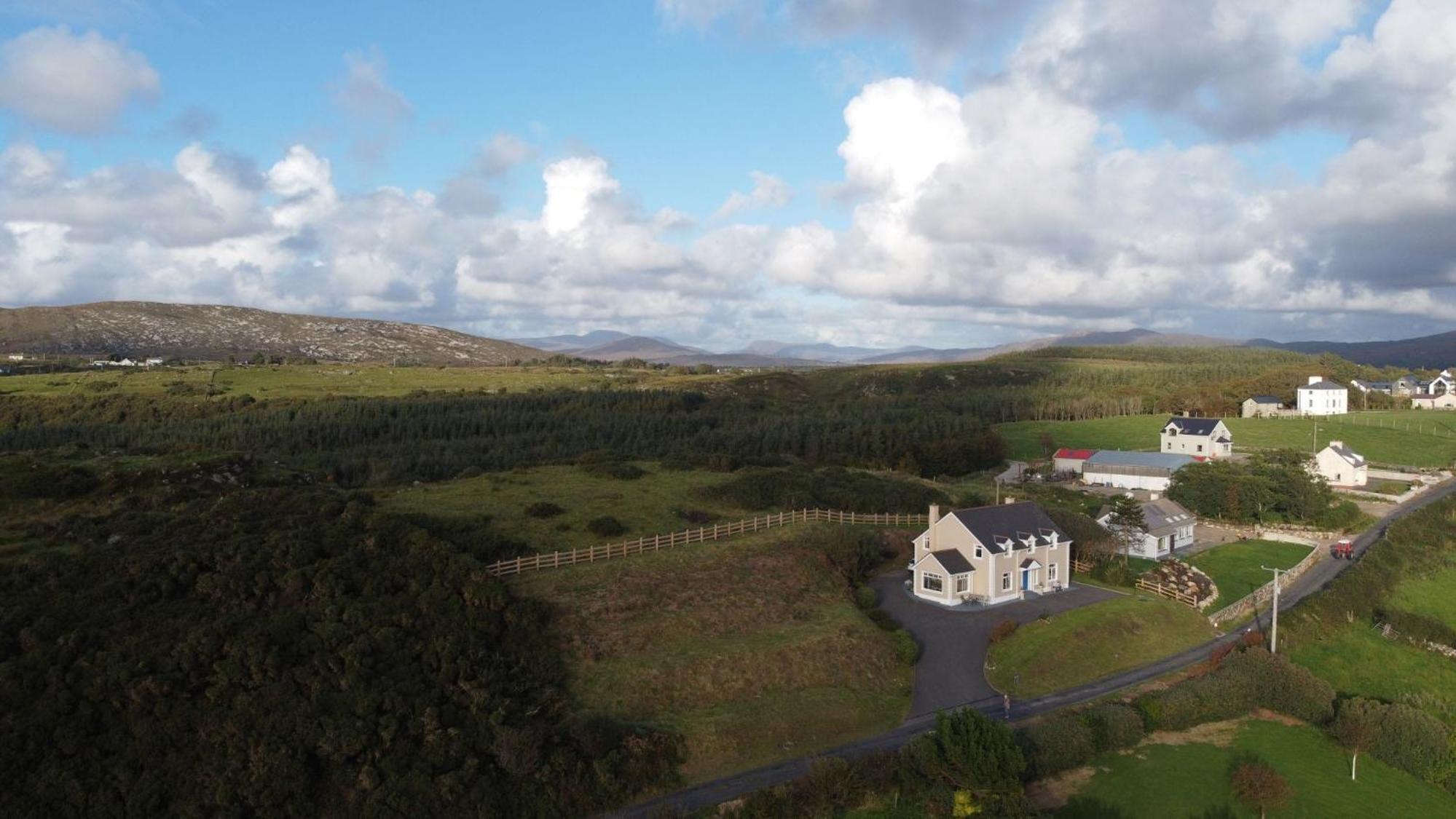 Luxurious 5 bedroomed home with sea view close to beach view 2