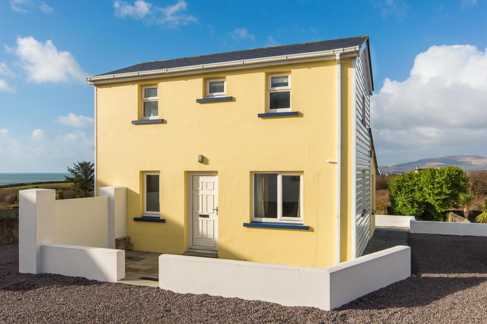 Large house with adjoining cottage close to Waterville view 2
