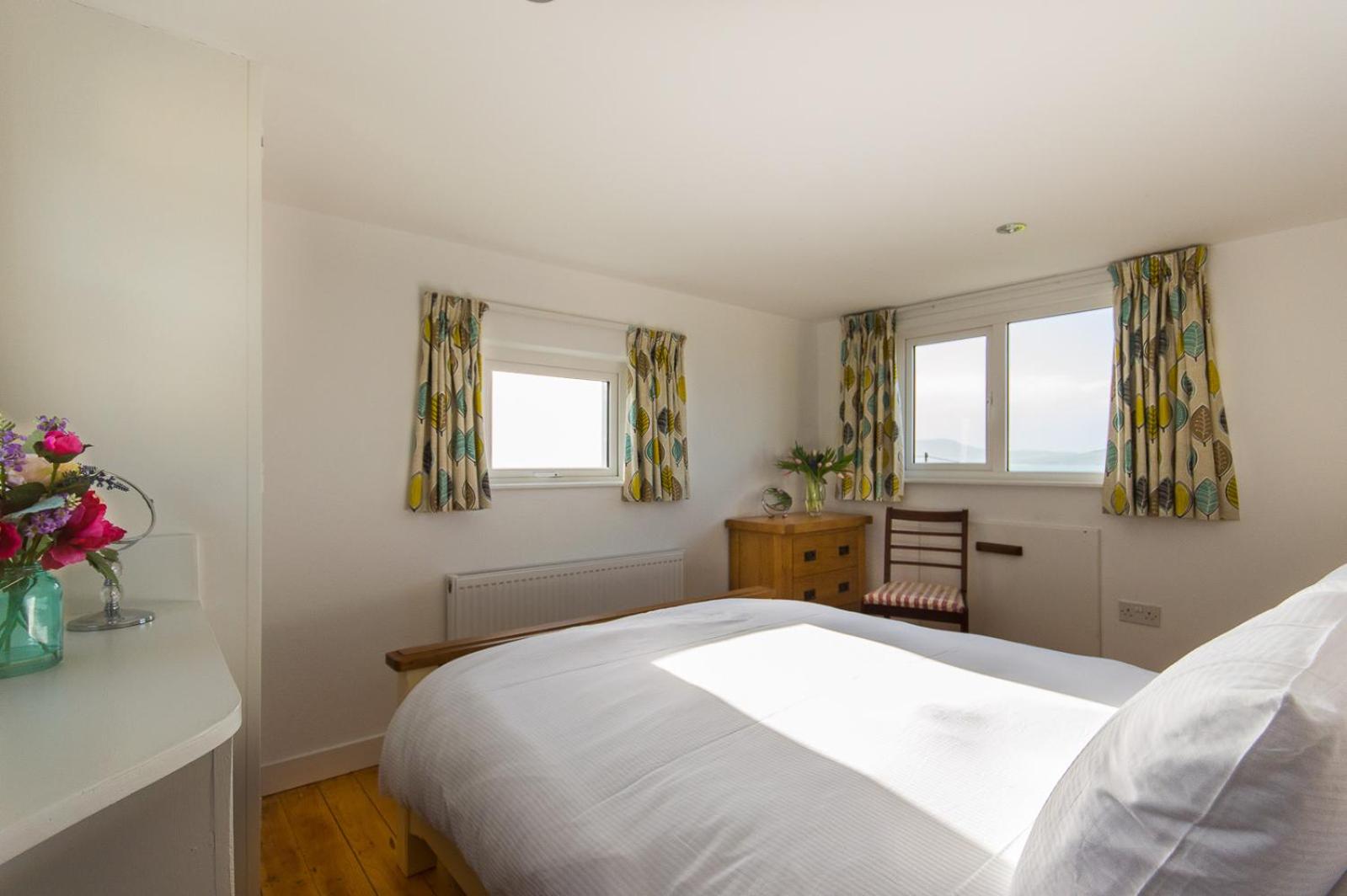 Large house with adjoining cottage close to Waterville view 5