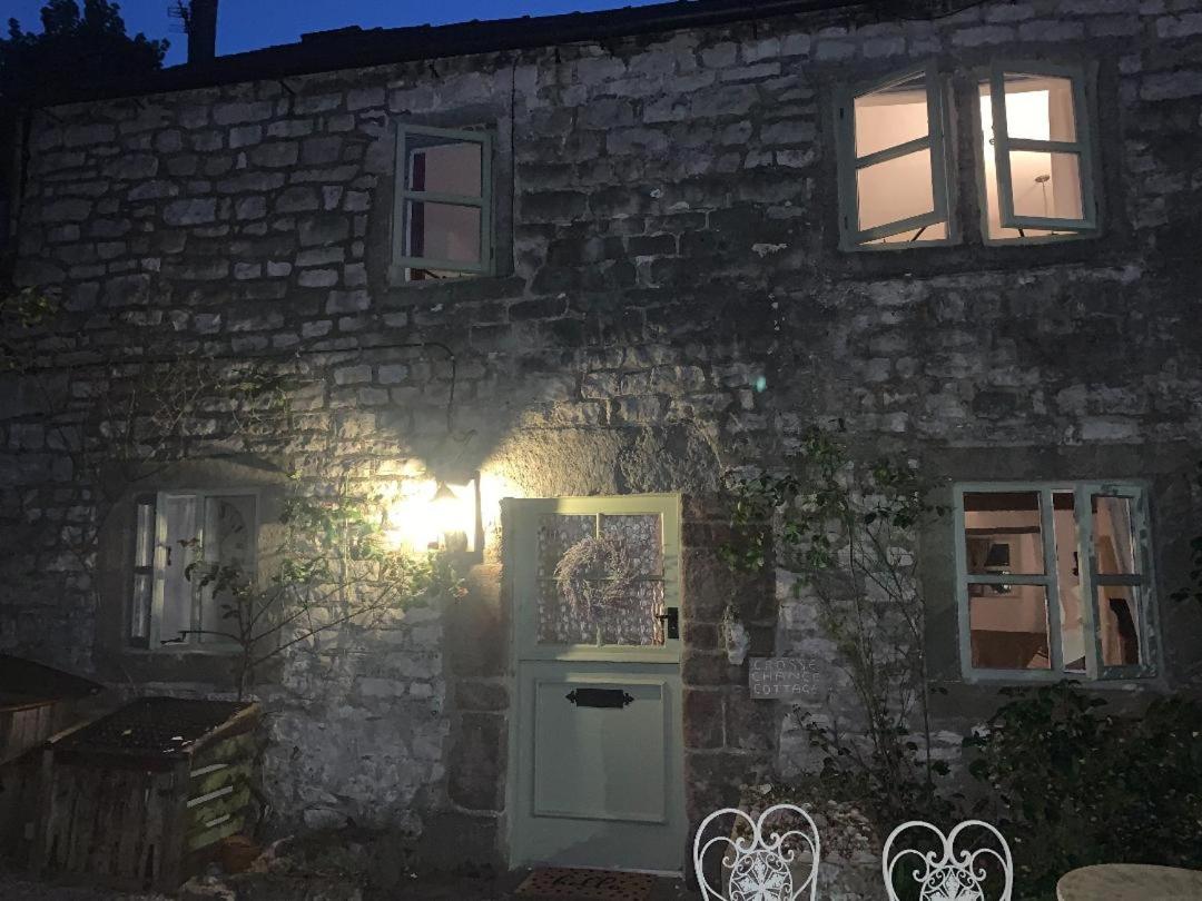 Idyllic, rustic, traditional cottage in rural village with wood burner and a great local pub view 4