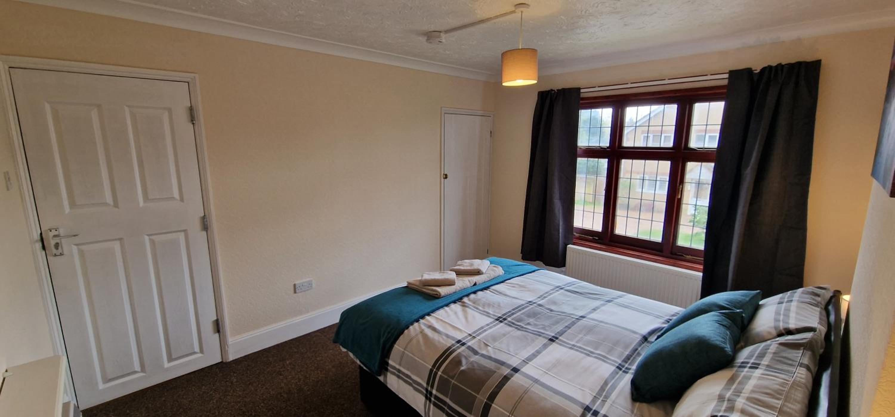 VH, 4 BR House, Upwell, Wisbech view 2