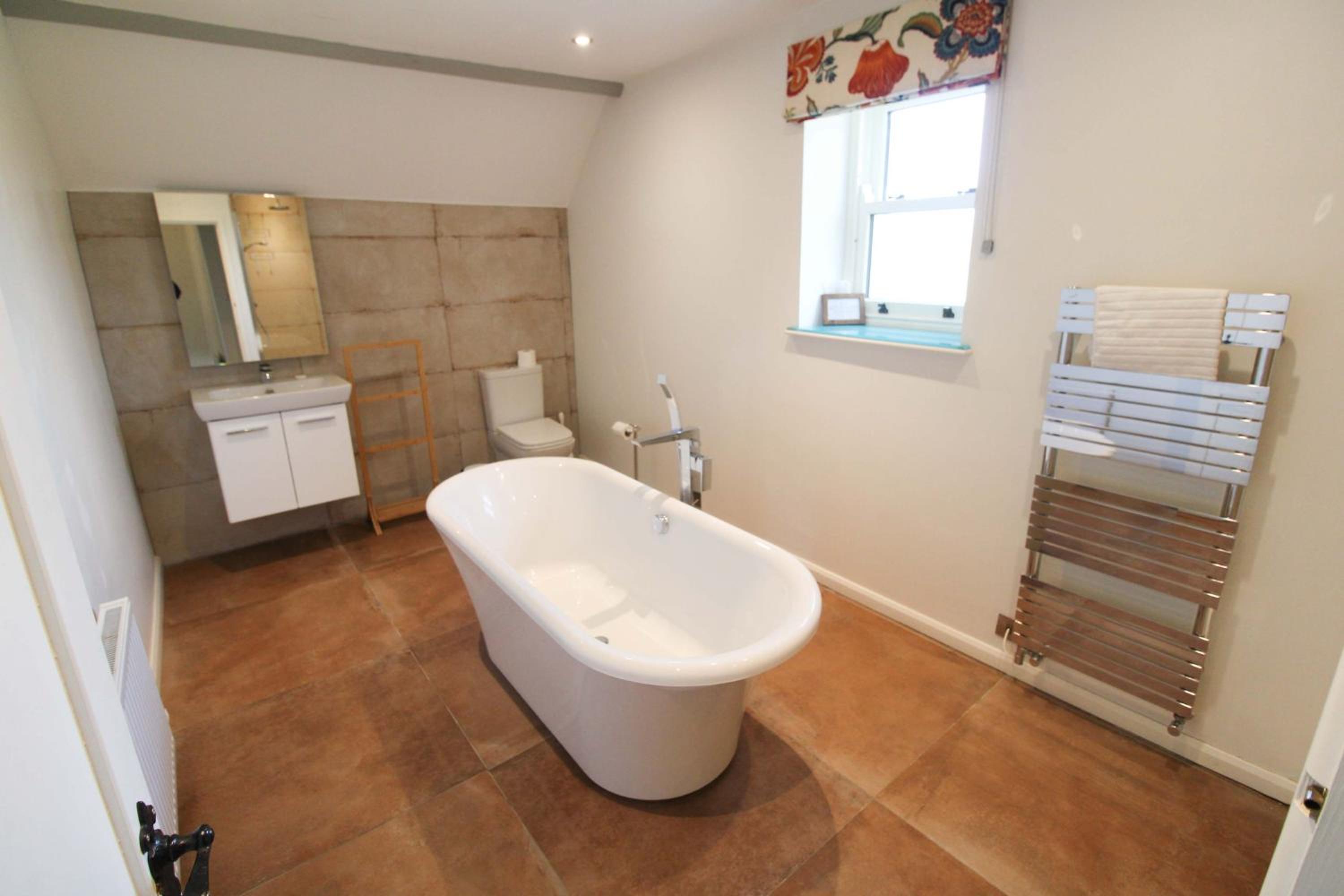 Calley House, Hutton remote cottage with hot tub, 10 minutes to Ullswater view 3