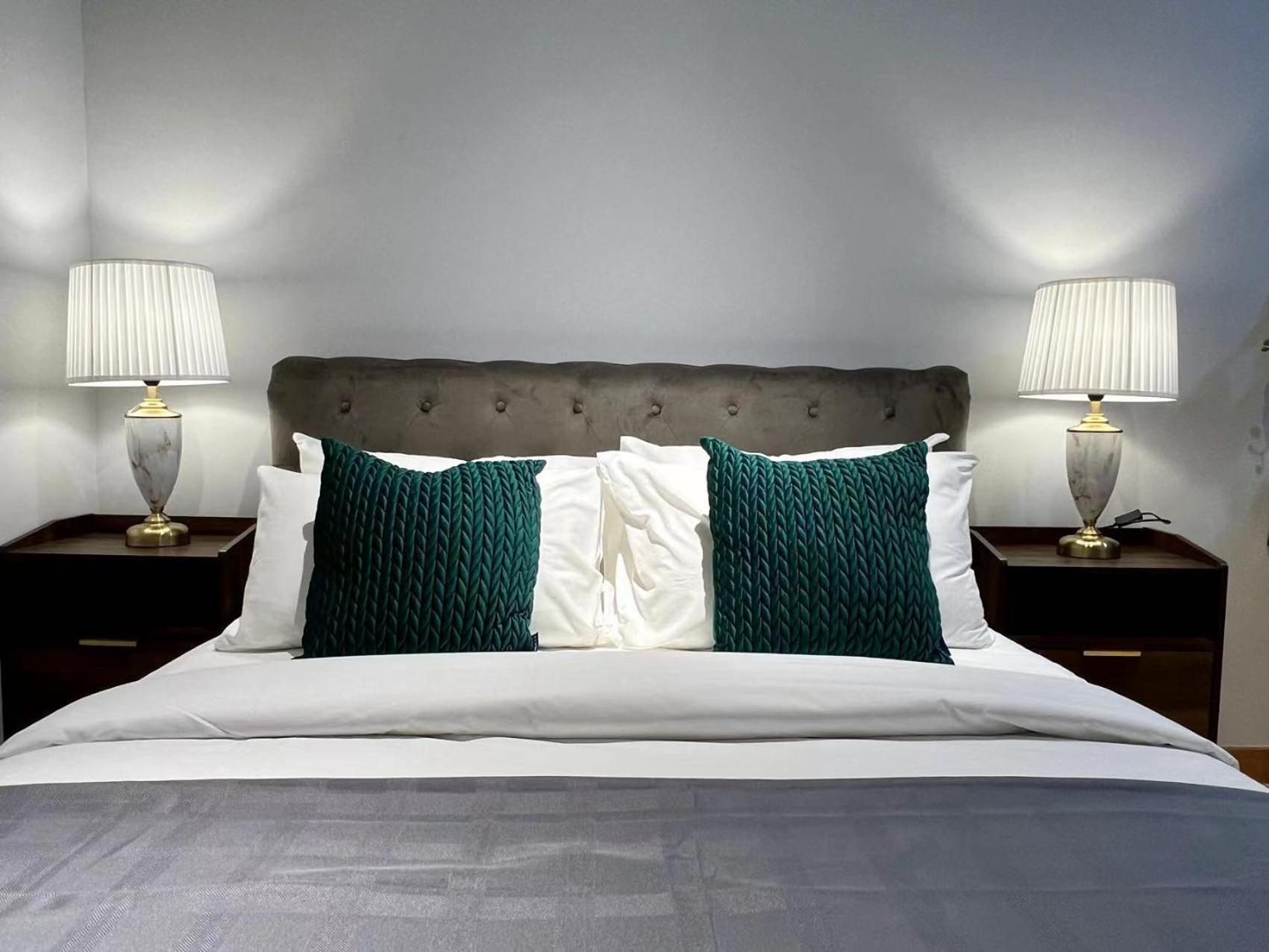 The LUXE By Infinitum by WSD