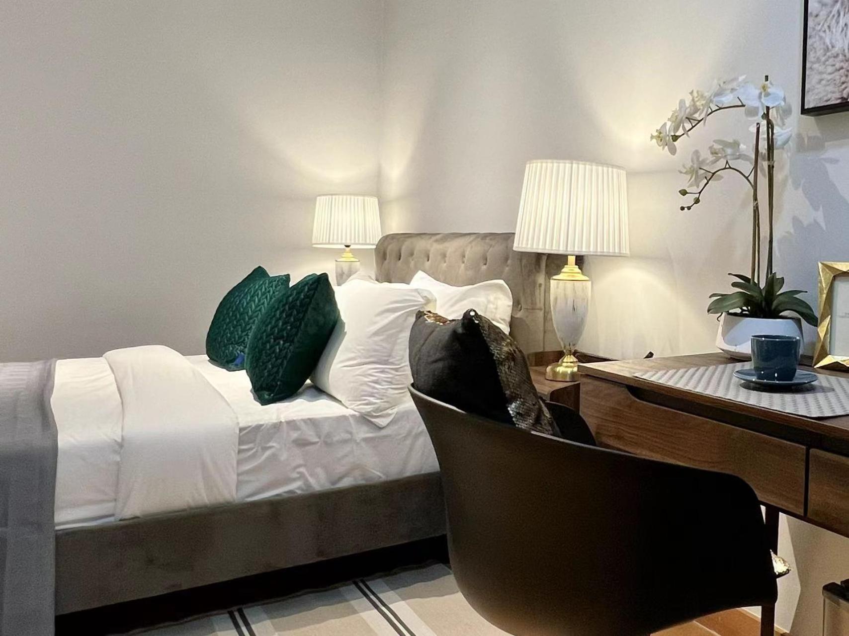 The LUXE By Infinitum by WSD
