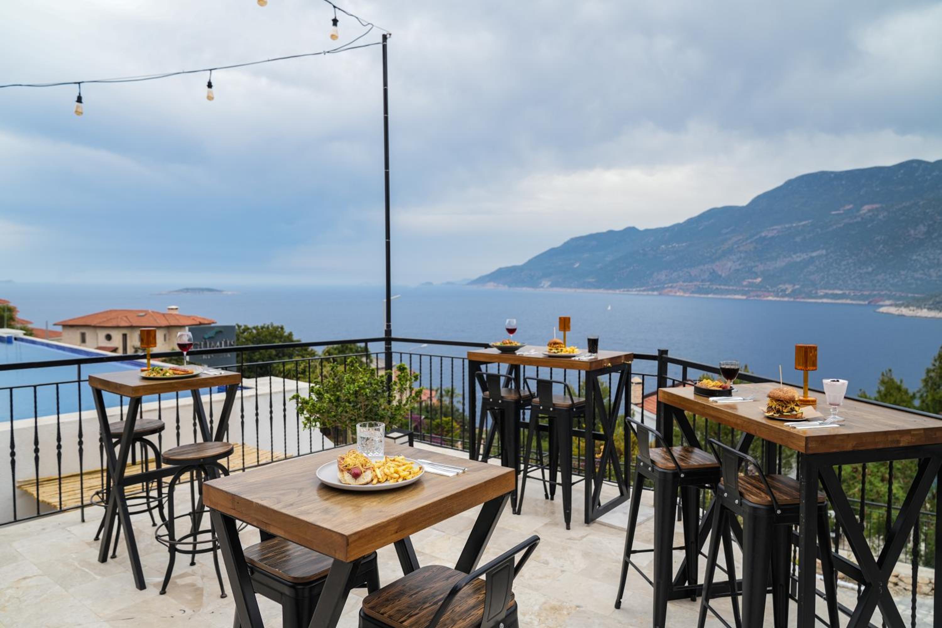 Gumus Peninsula Hotel - Image 42