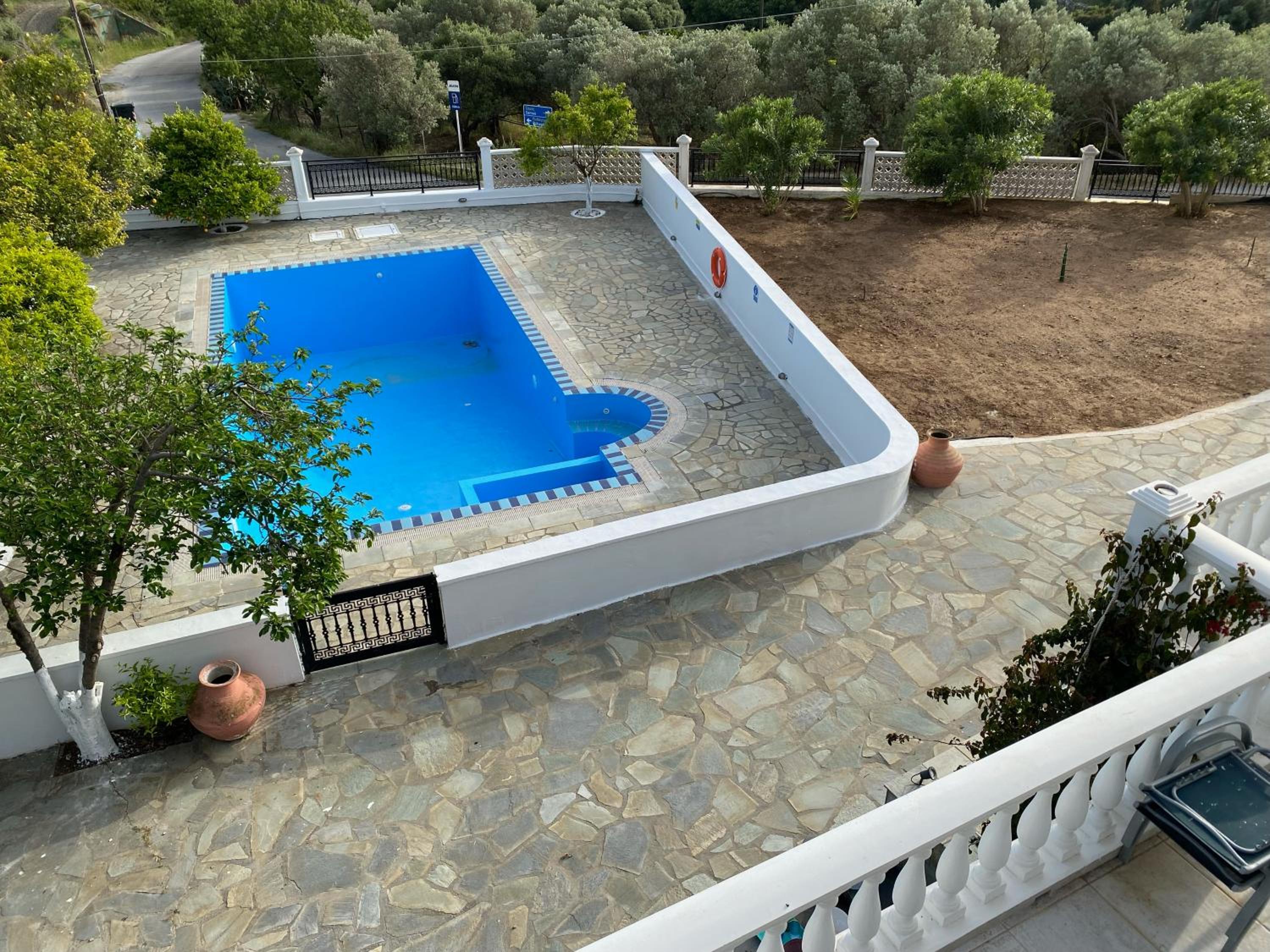 Villa Karras