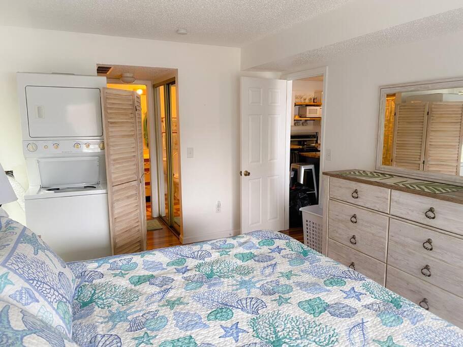 Waterfront Condo with ZERO STEPS to the front door view 4