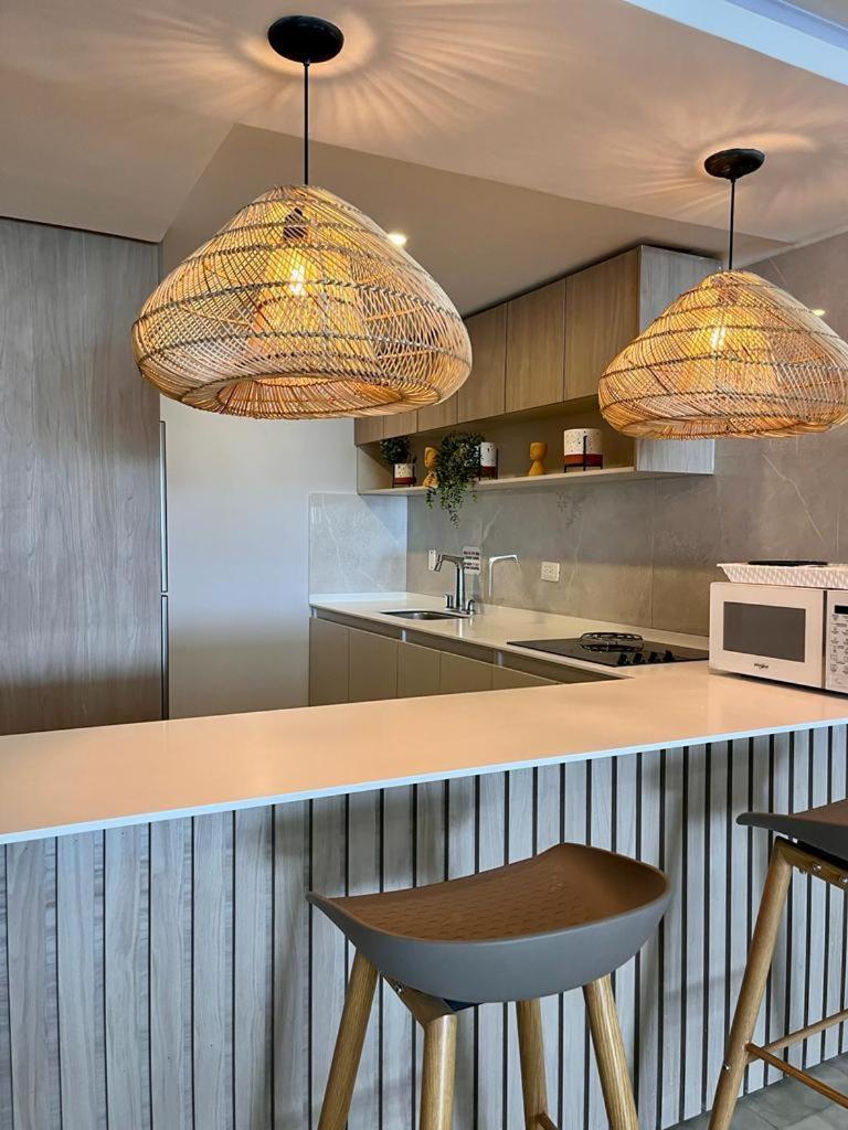 Apartamentos con playa privada y vista al mar