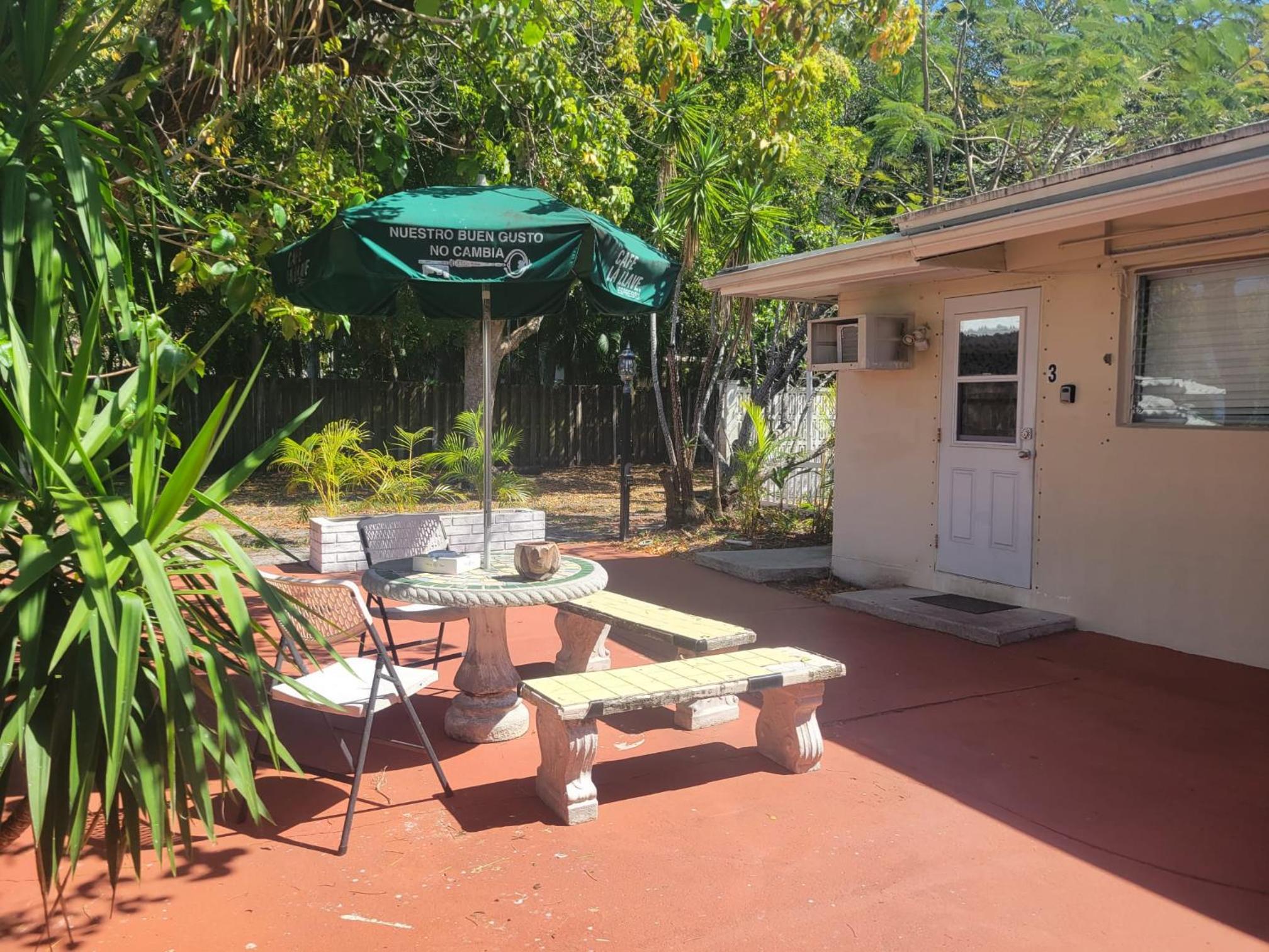 Apts with Backyard Near Fort Lauderdale Beach, Nightlife, Cruise Port, Airport view 5