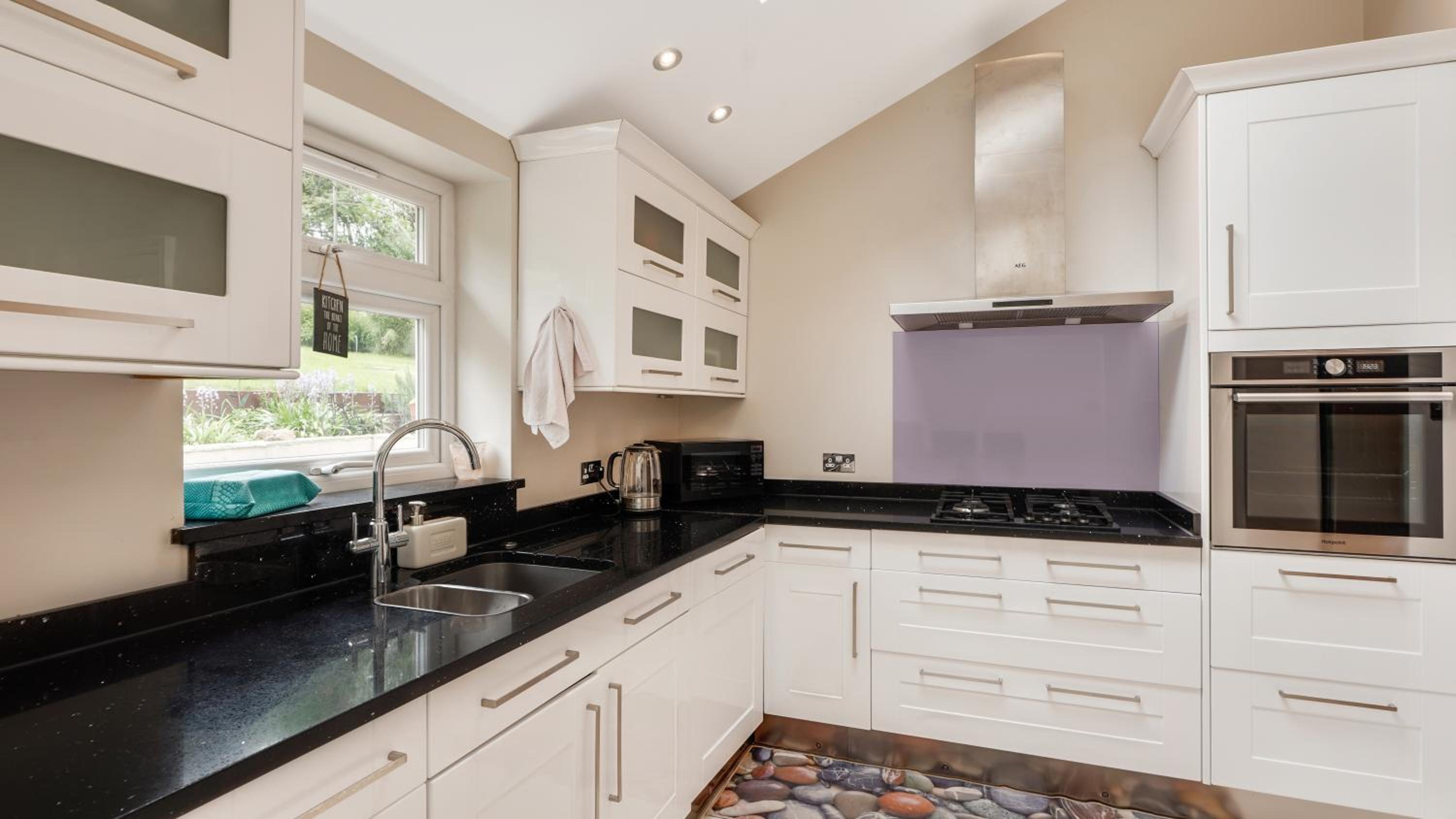 Cosy Luxurious Family Home