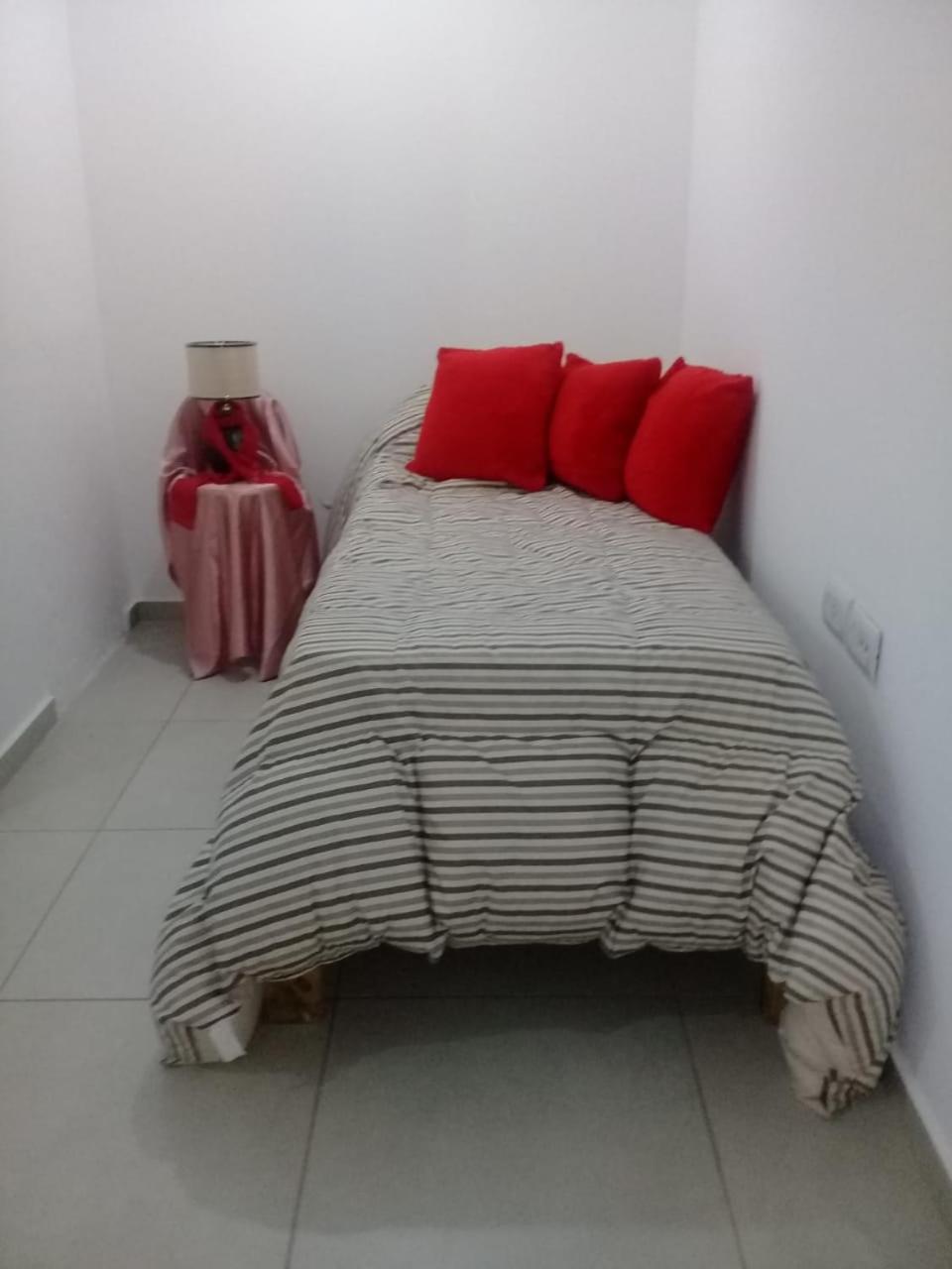 Apart Hostel habitación con baño privado