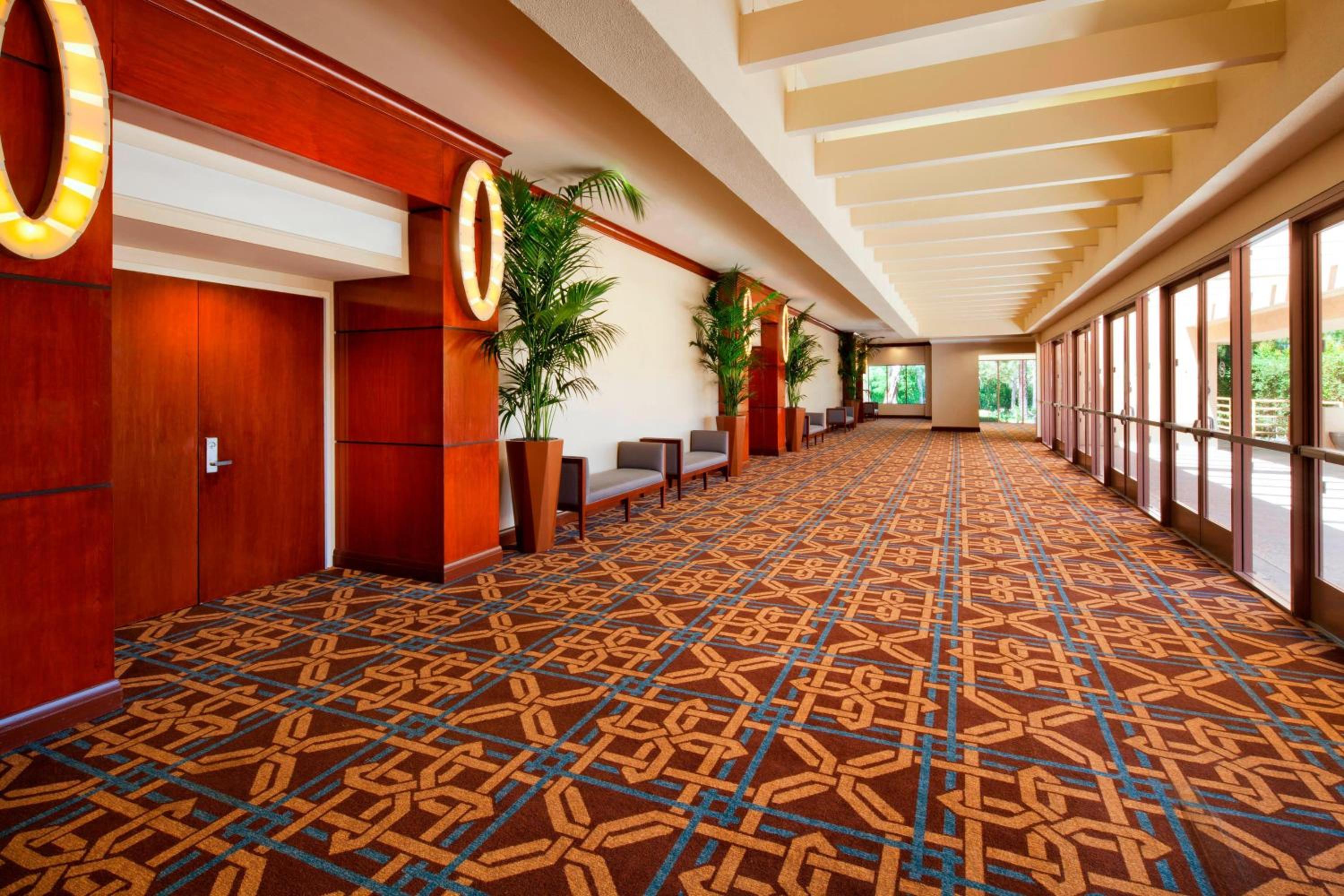 Sheraton Agoura Hills Hotel - Property Image 15