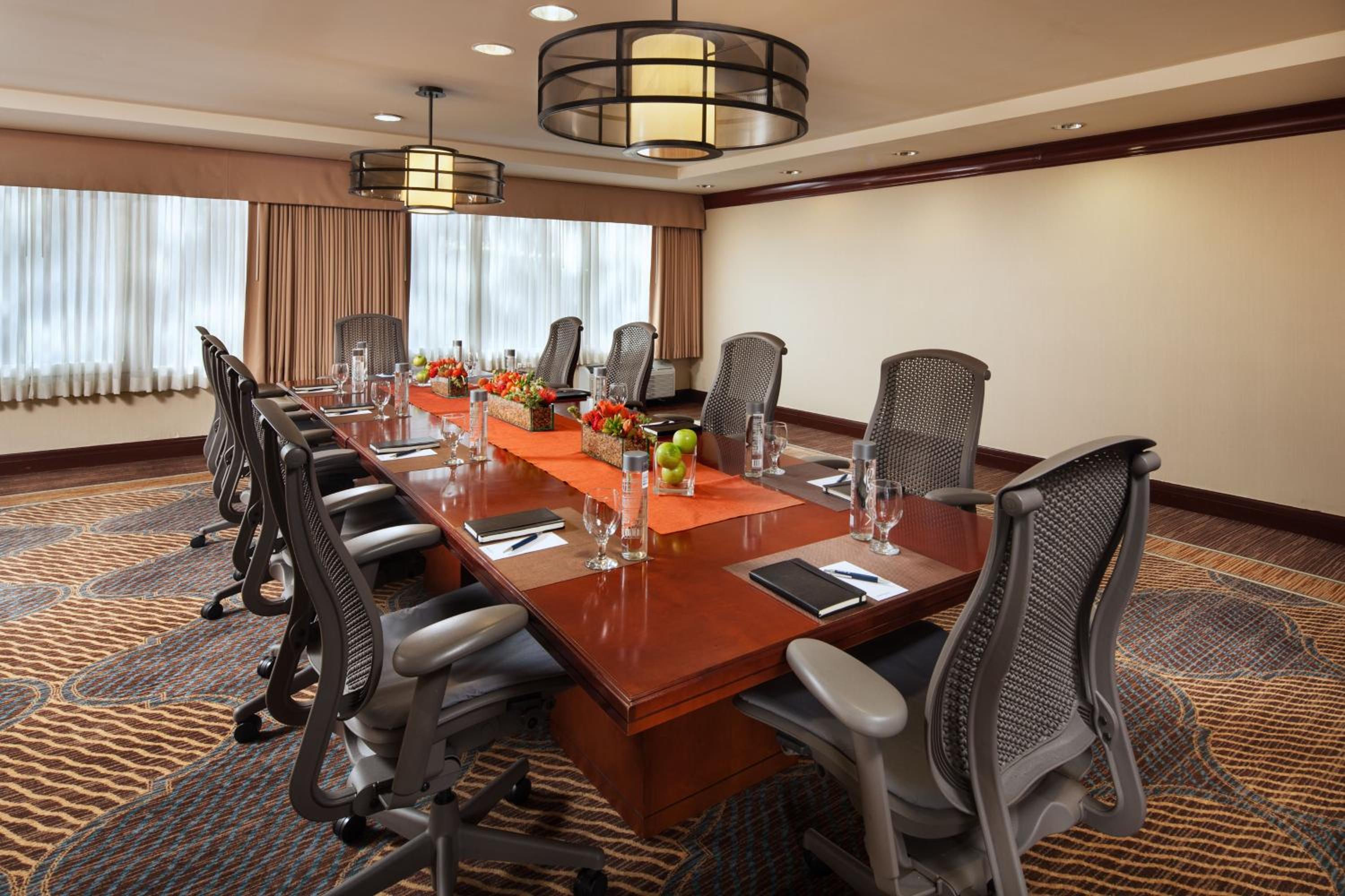 Sheraton Agoura Hills Hotel - Property Image 14