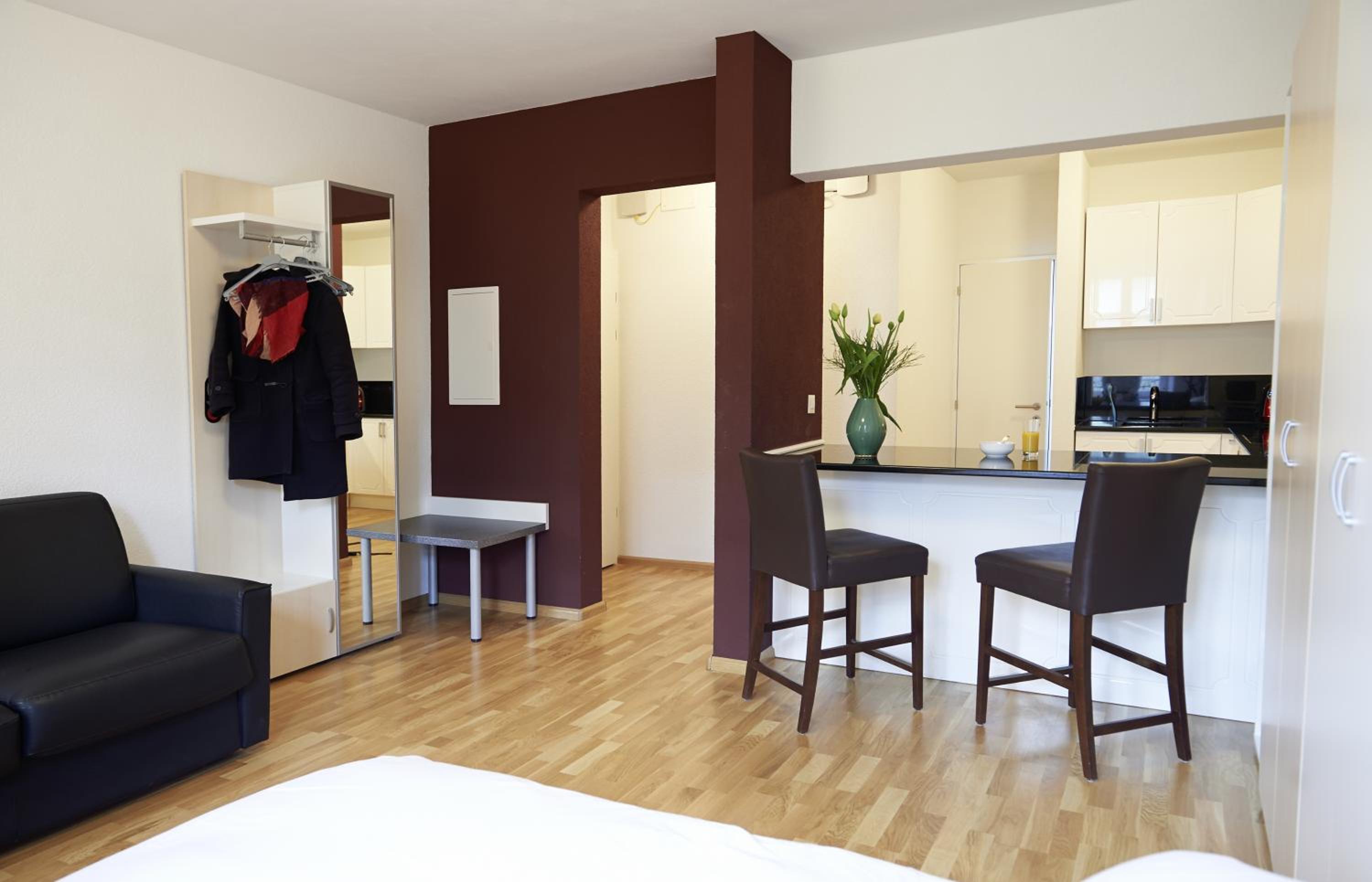 Residence Apartments by Hotel du Commerce