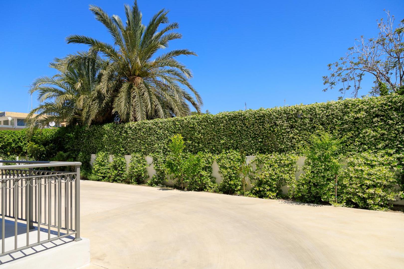 Angelana Luxury Apartments SOMON view 4