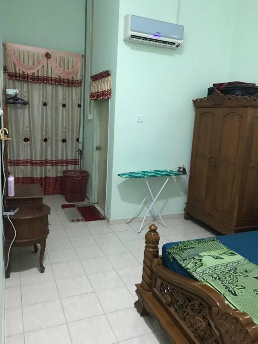 Hajjah Homestay Muar