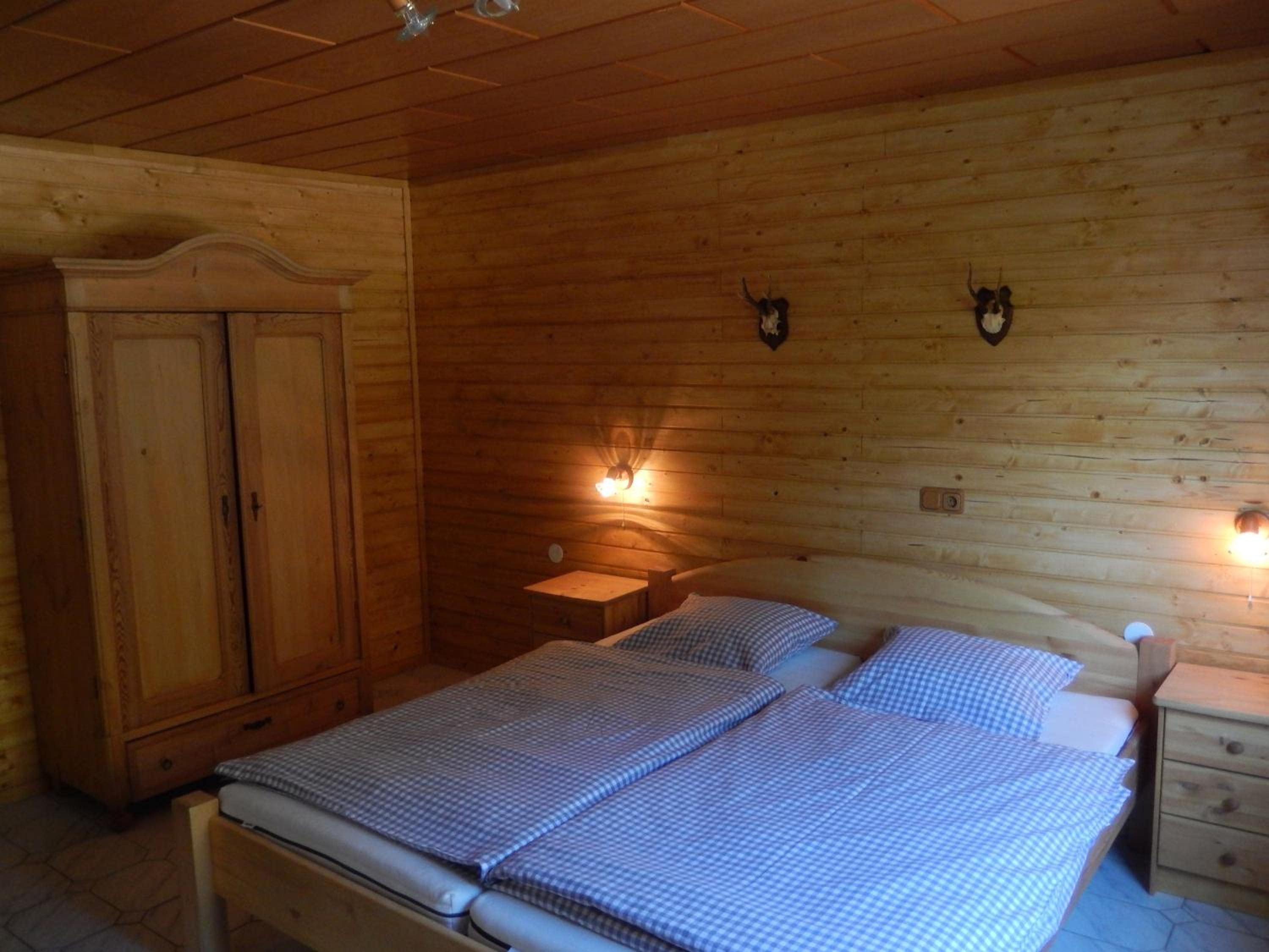 Photo 33