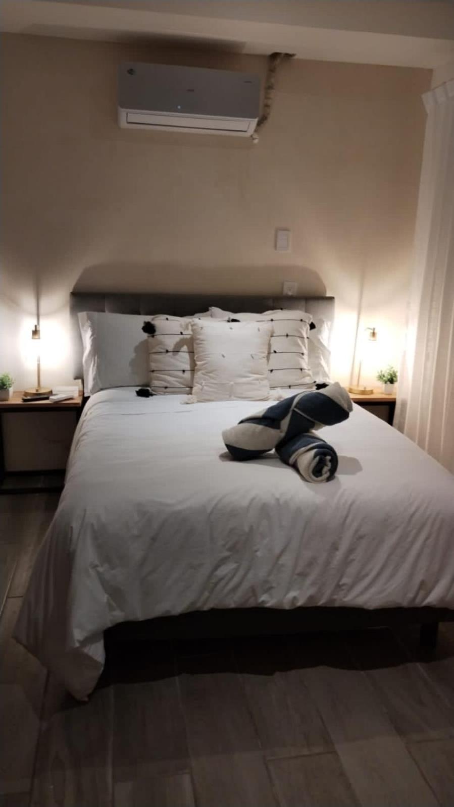 HotelZone L20 Beach Access